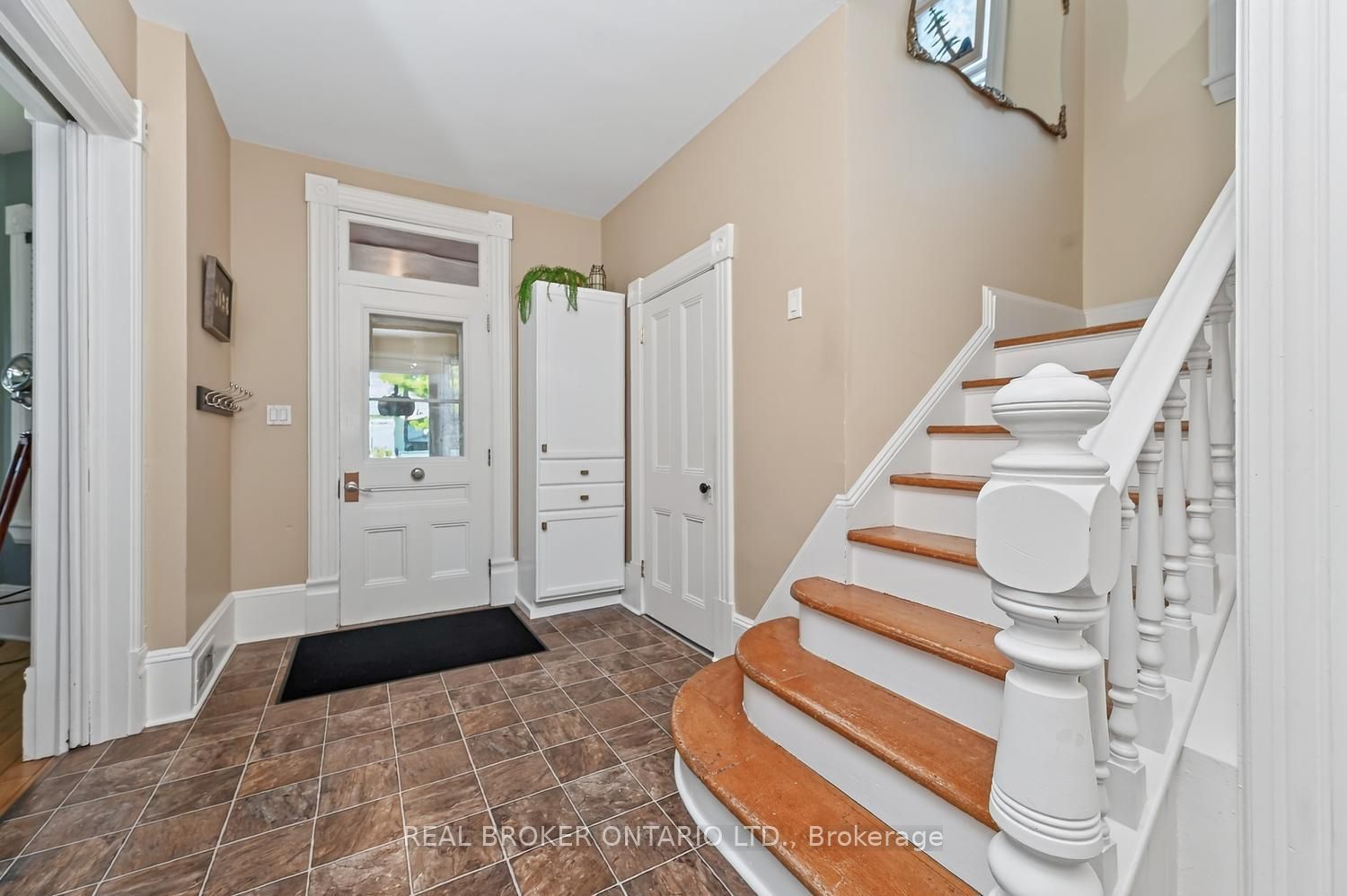 27 Abel Street Property Photo 7