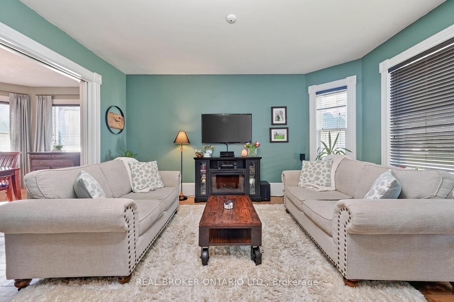 27 Abel Street Property Photo 8