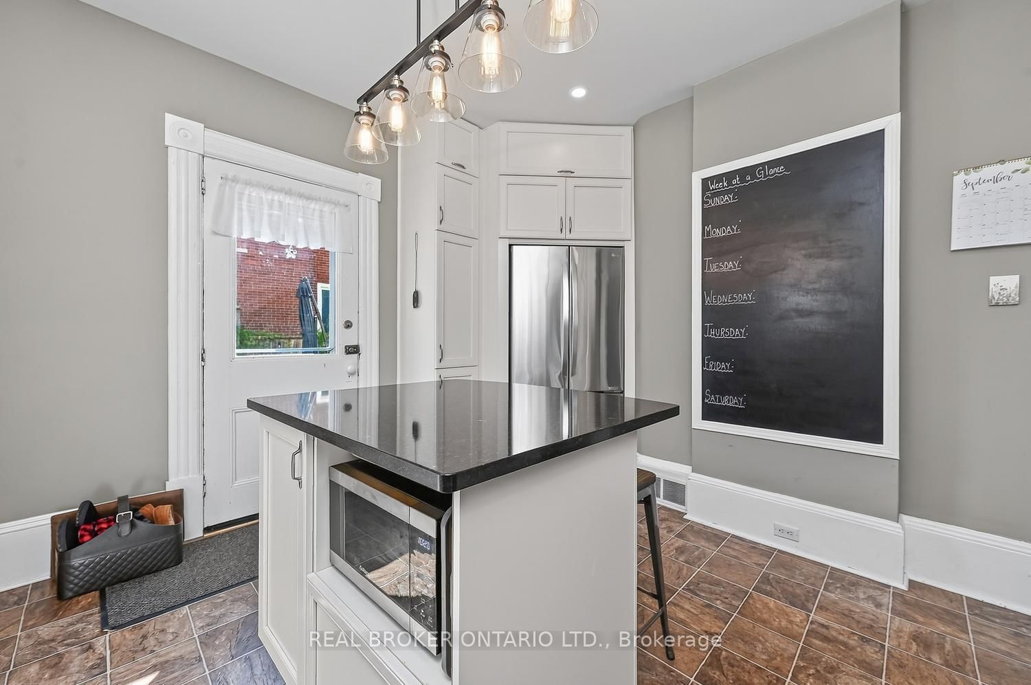 27 Abel Street Property Photo 15