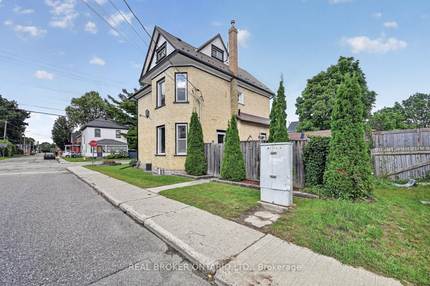 27 Abel Street Property Photo 46