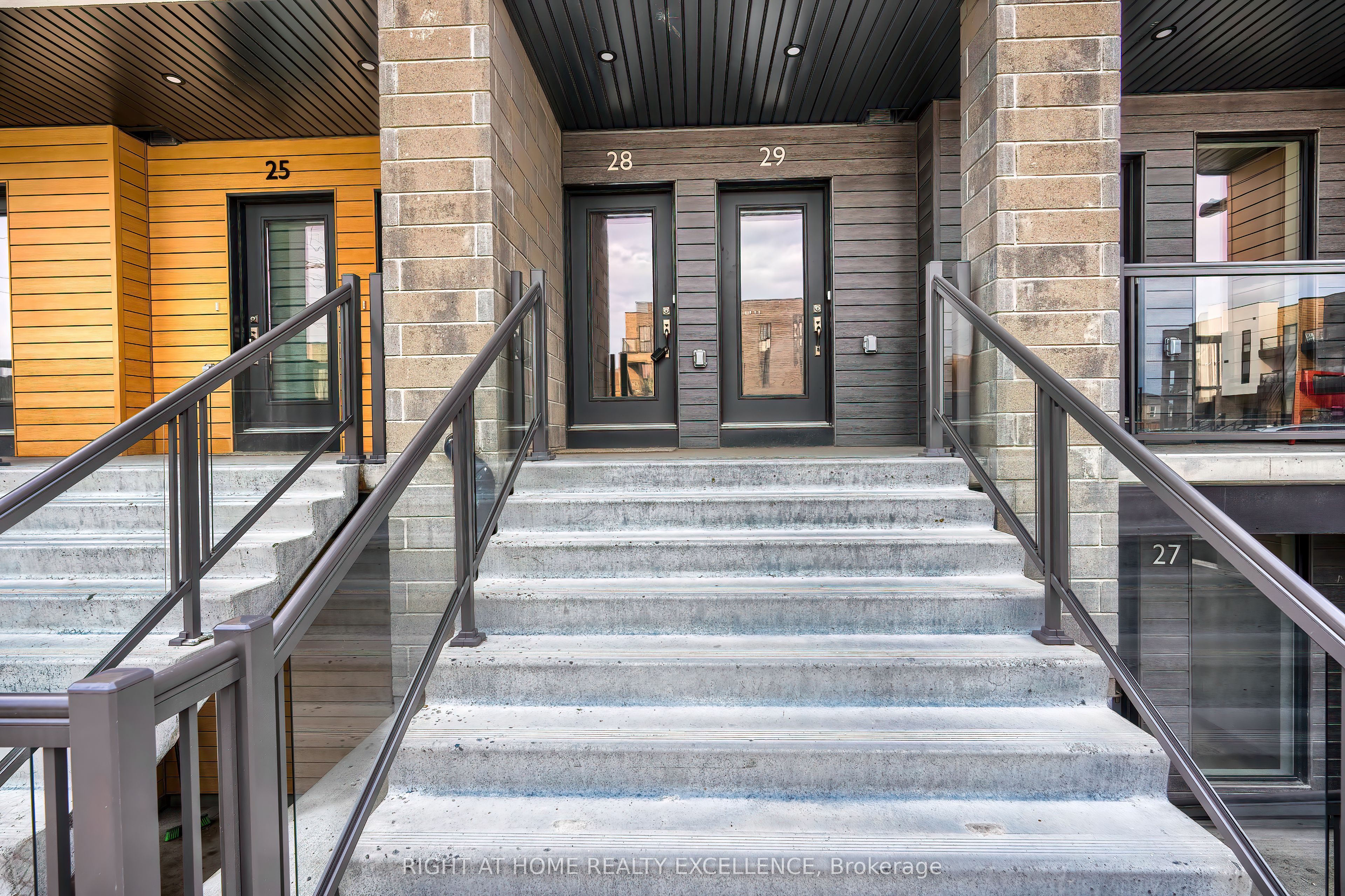 261 Woodbine Avenue 28