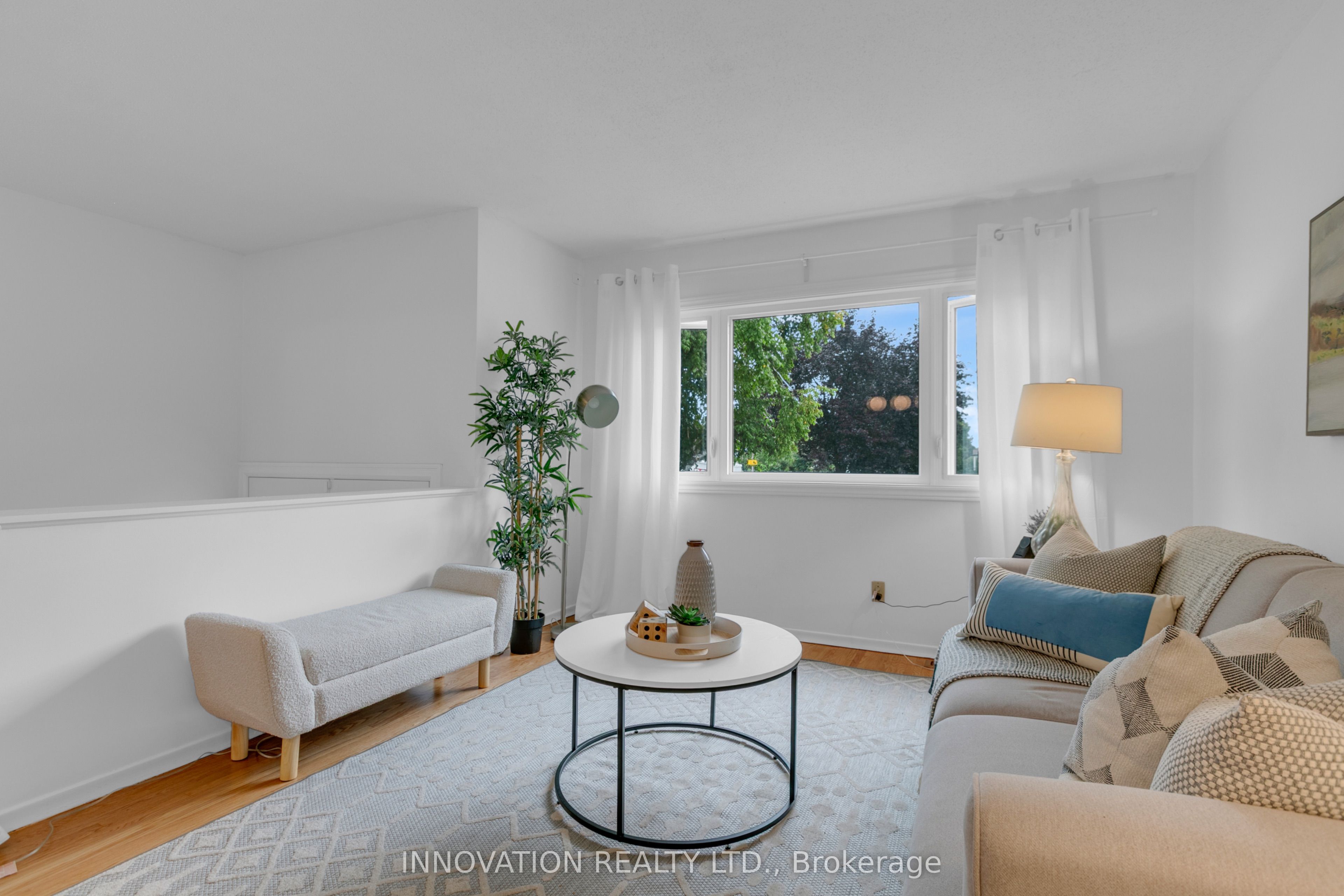 2364 Jefferson Street Property Photo 4