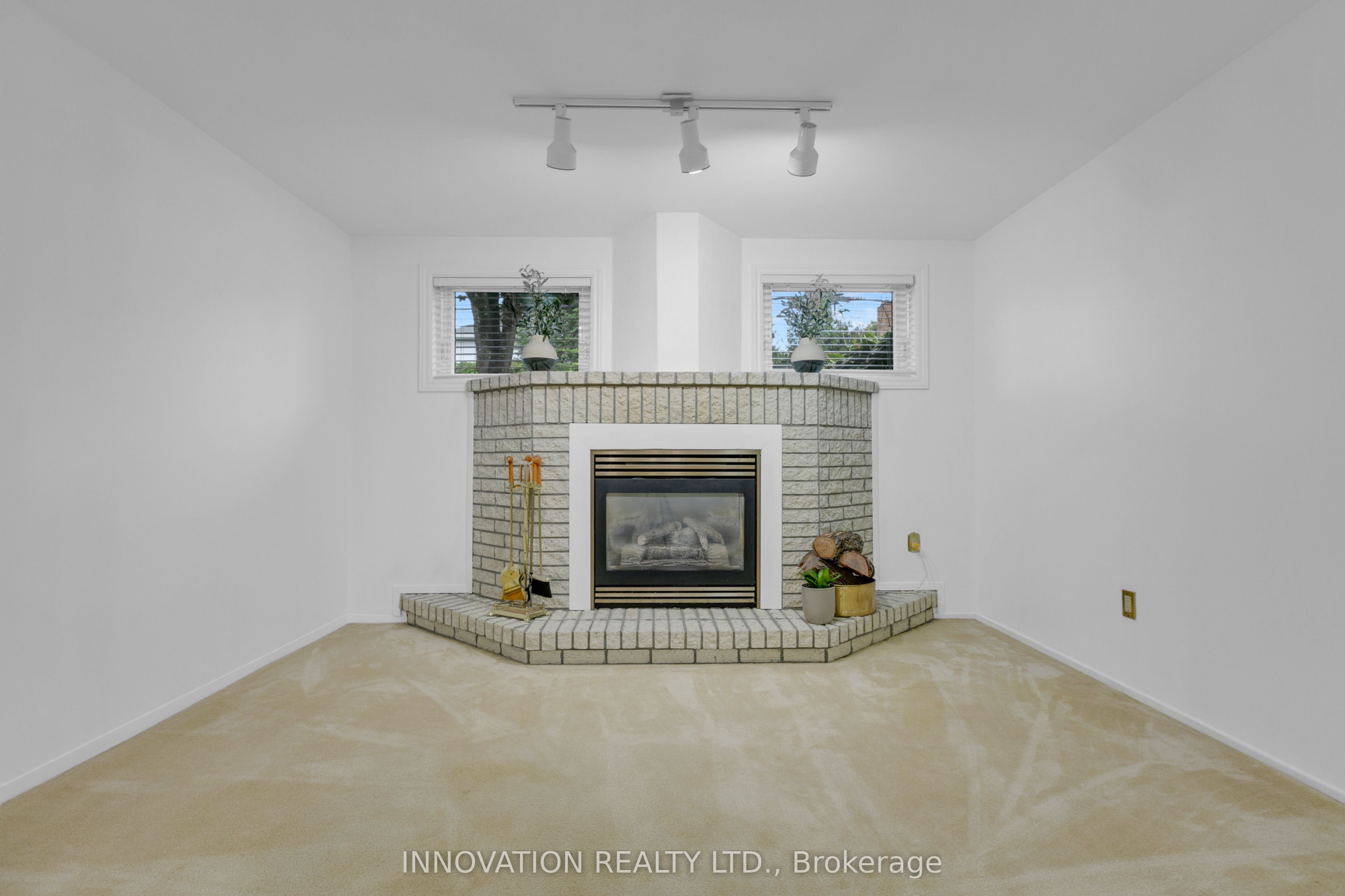 2364 Jefferson Street Property Photo 15