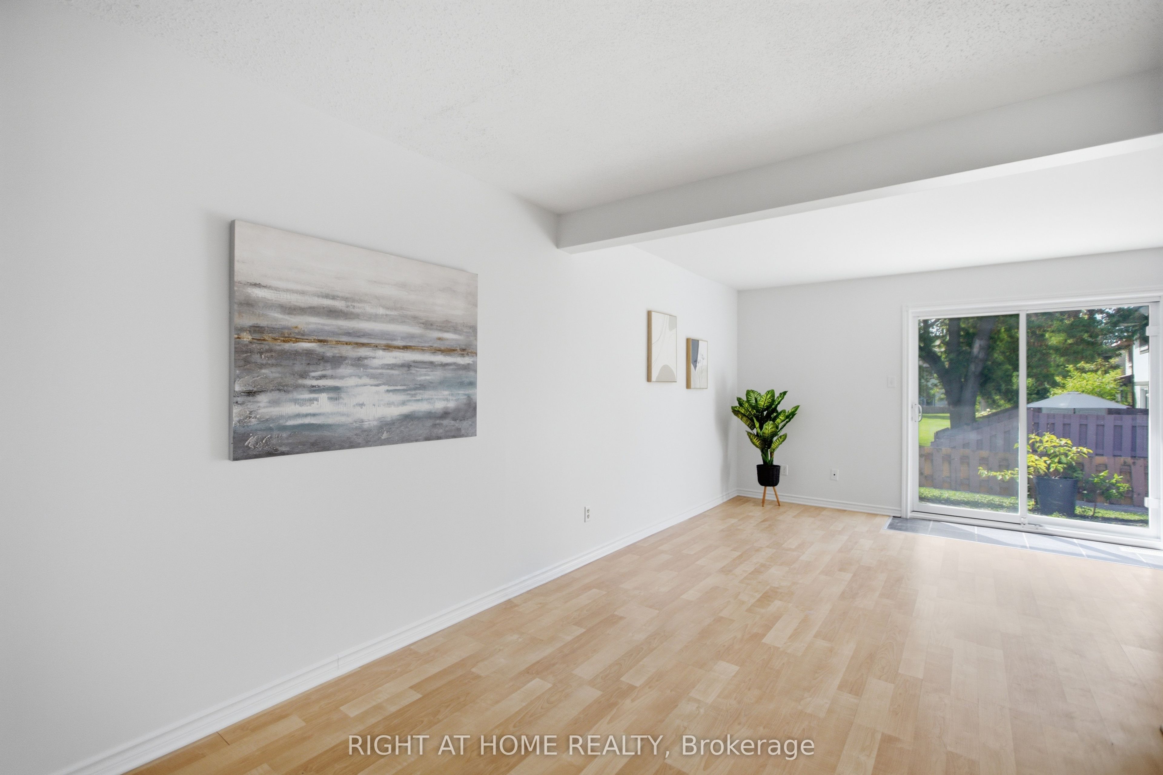 107 Castlefrank Road 8 Property Photo 6
