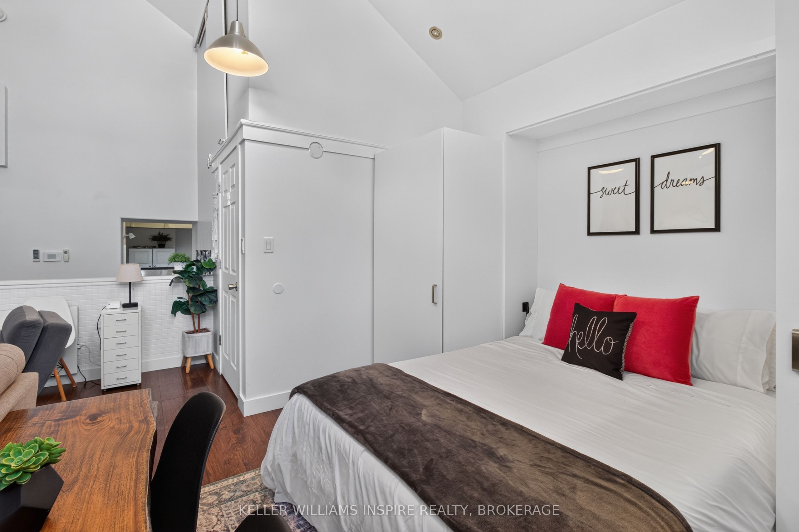 20-30 Victoria Avenue Property Photo 15