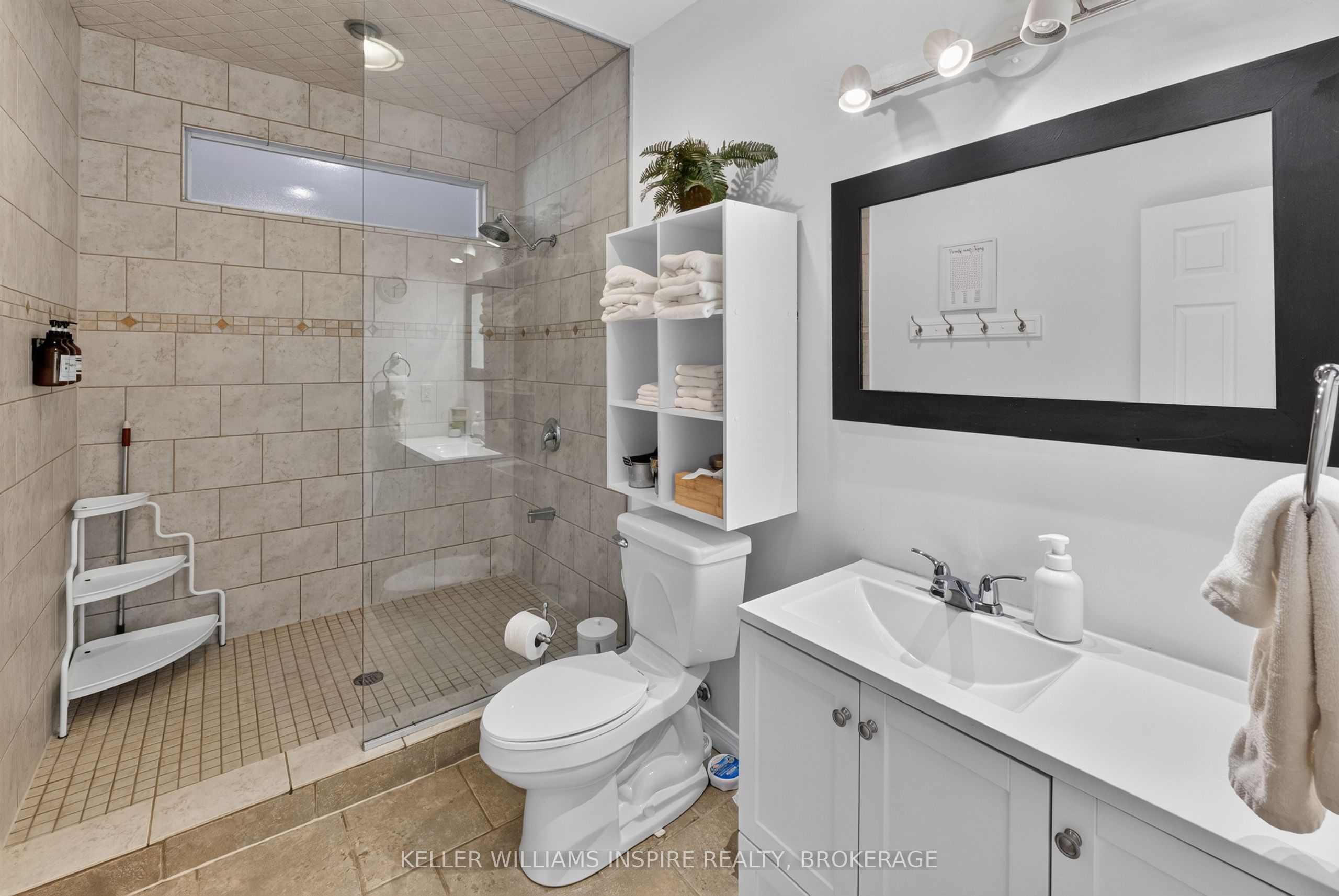 20-30 Victoria Avenue Property Photo 23