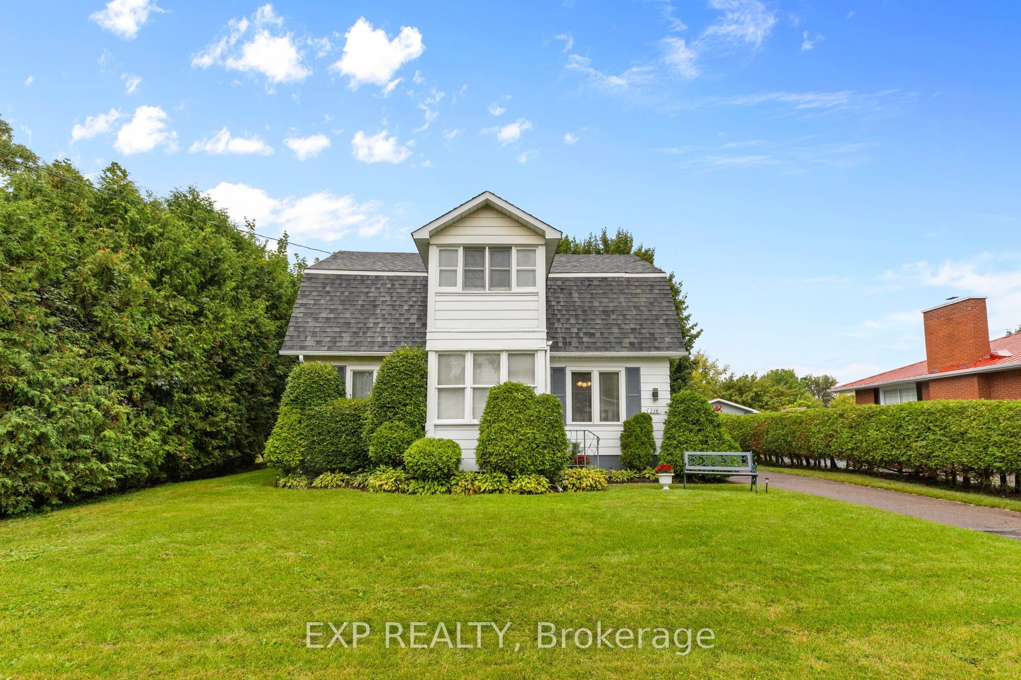 228 Bruce Street Property Photo 1
