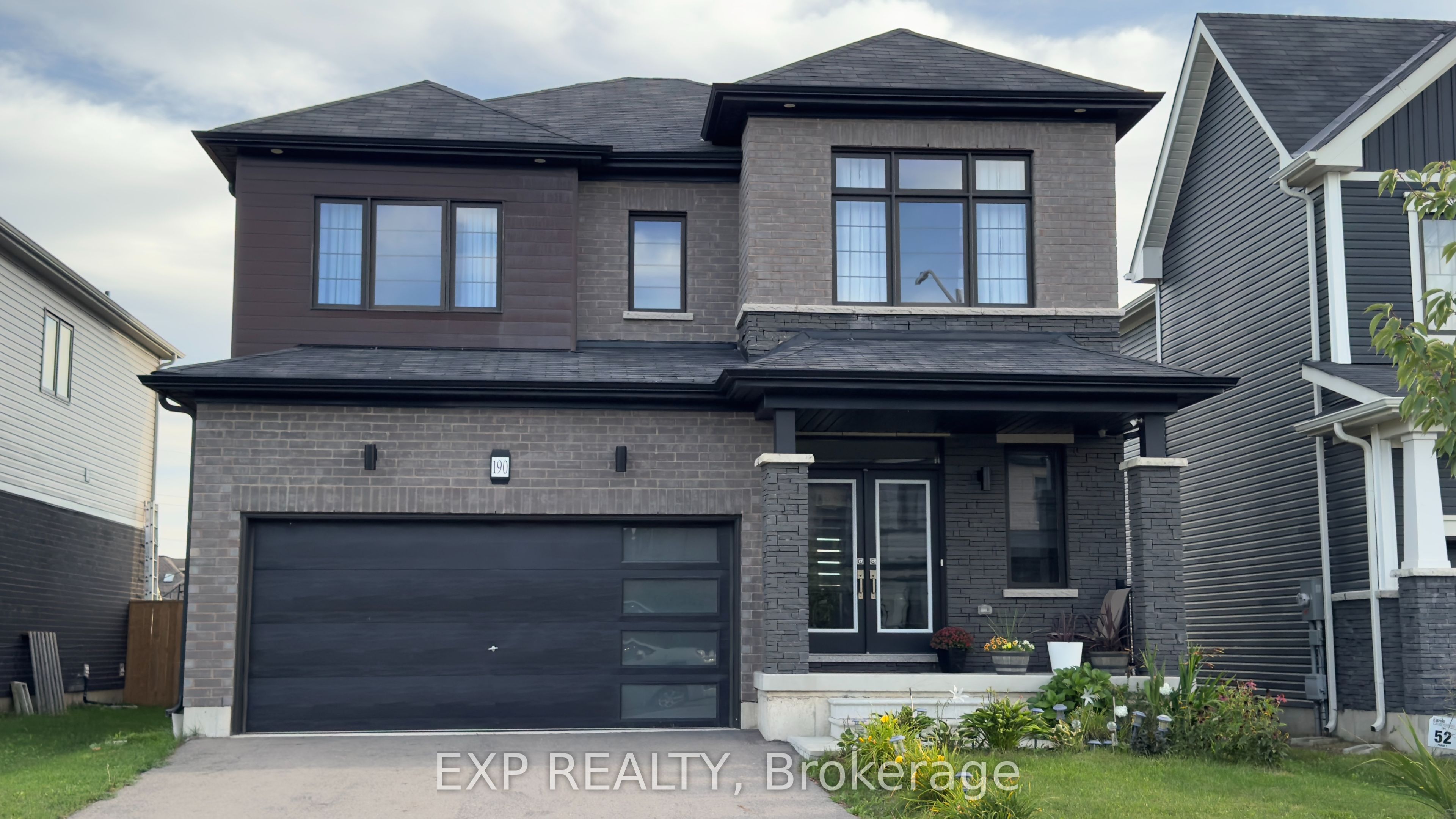 190 Explorer Way Property Photo 1