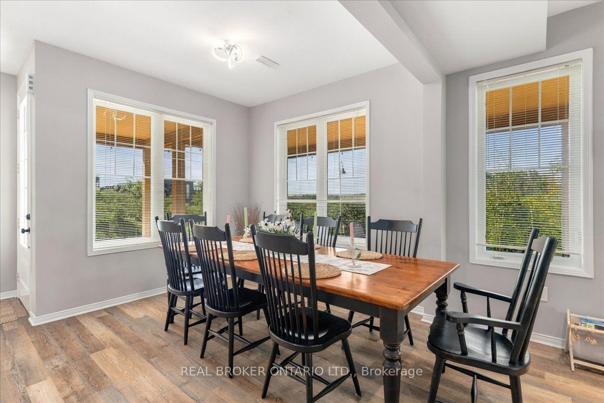 39 Country Trail Property Photo 10