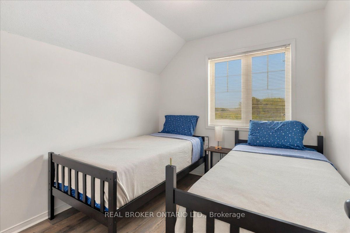39 Country Trail Property Photo 19