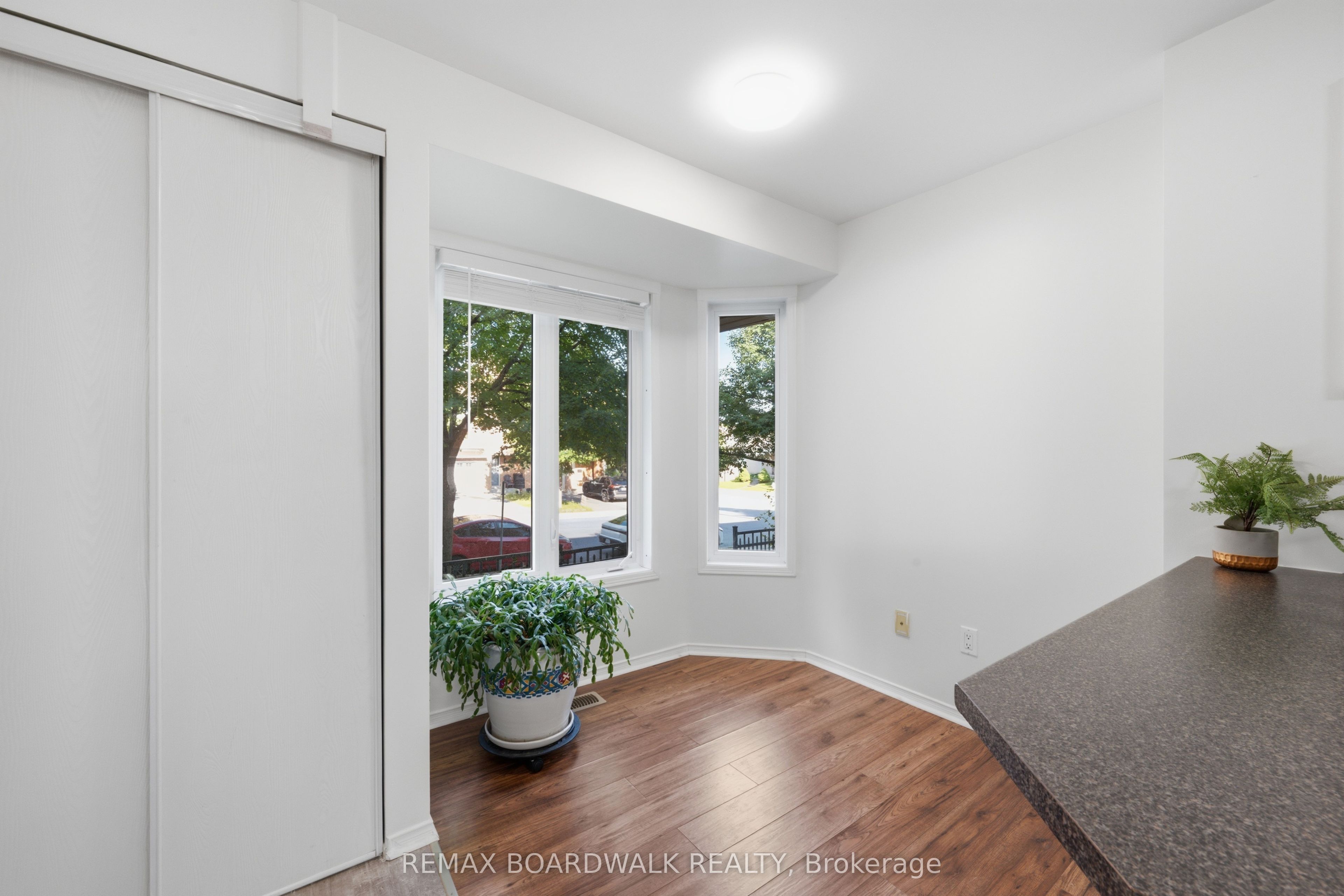 316 Cresthaven Drive 20 Property Photo 6