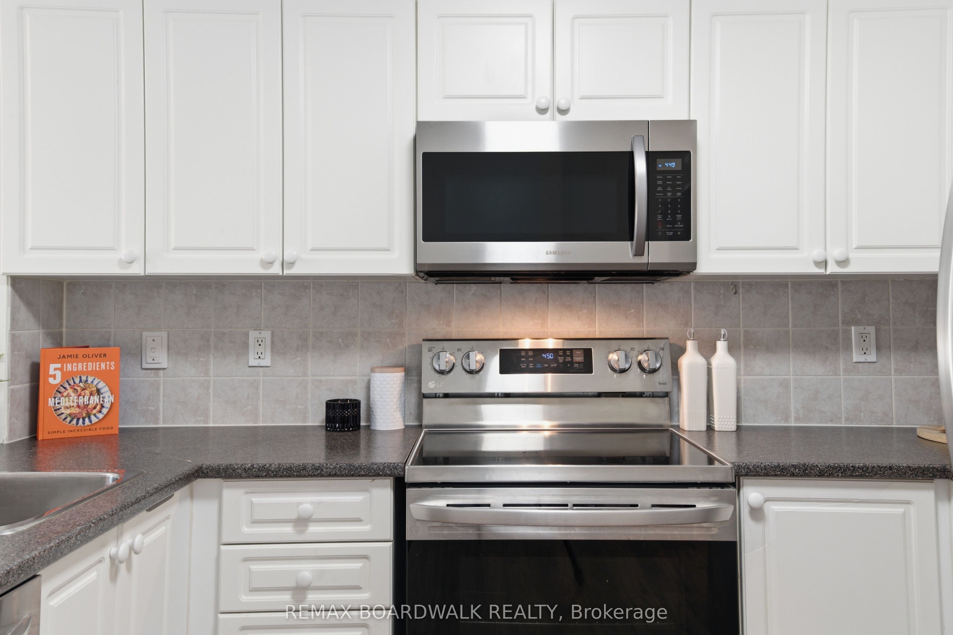 316 Cresthaven Drive 20 Property Photo 11