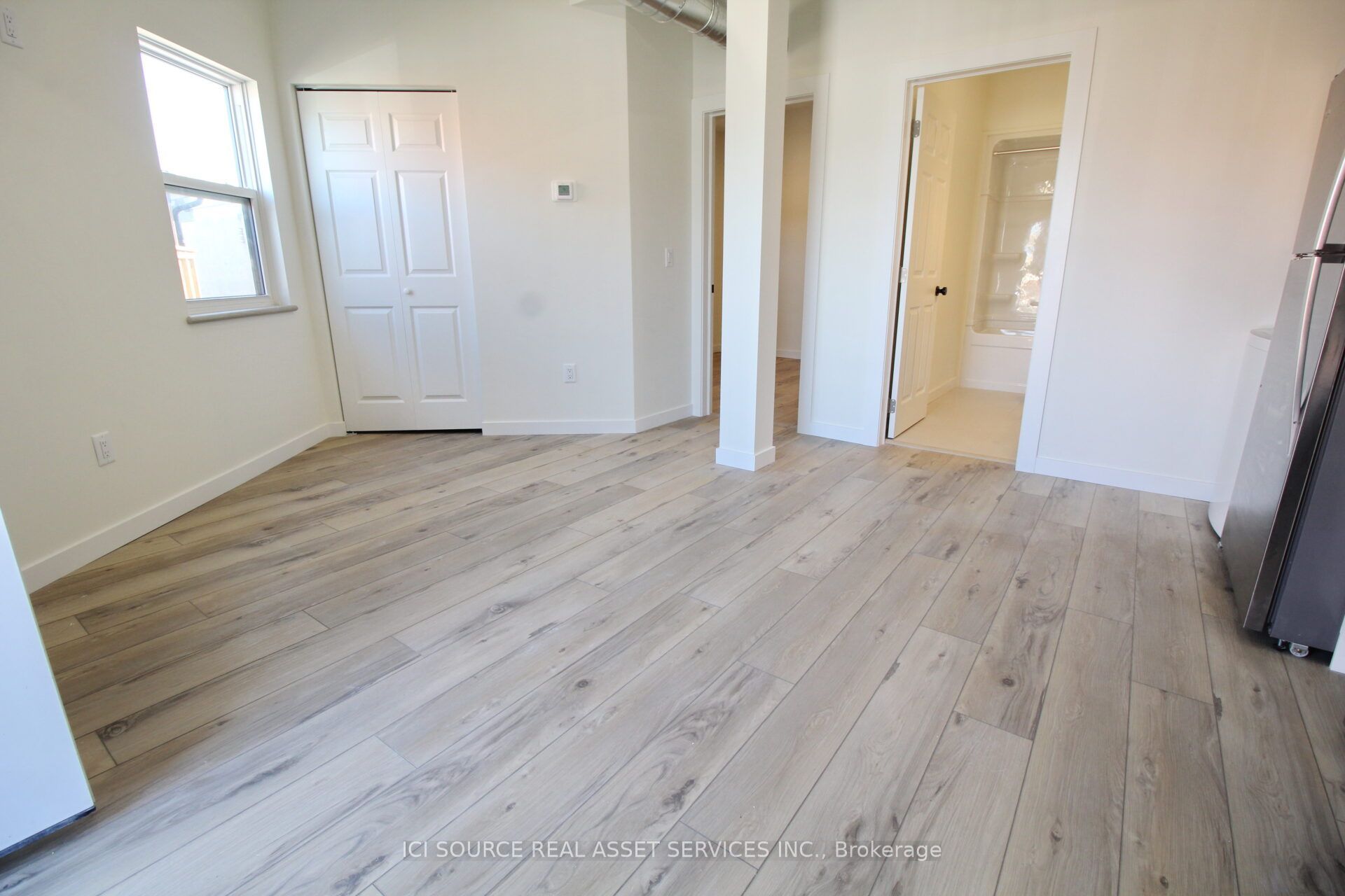 2 Talbot Street S Unit 7 Property Photo 5