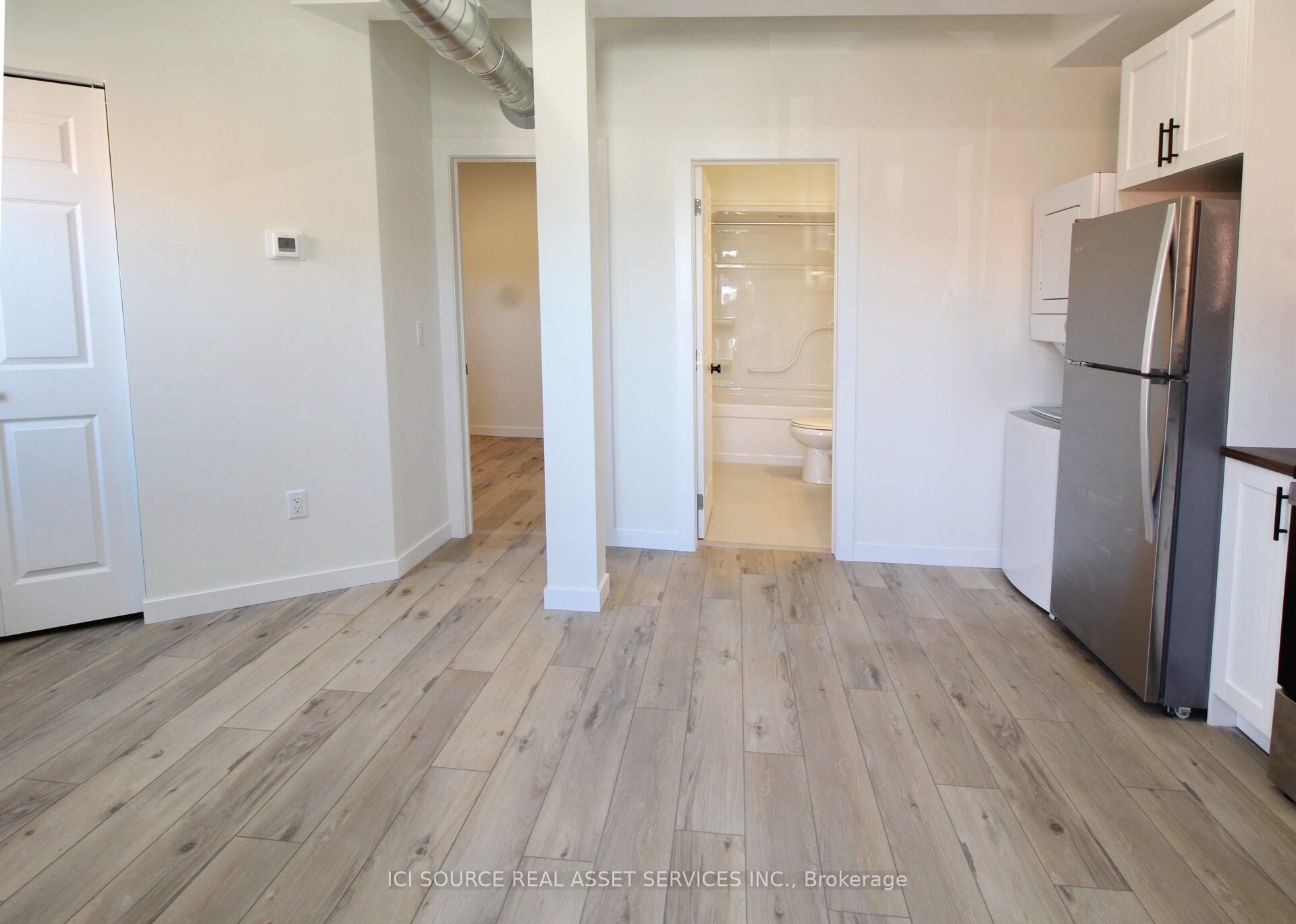 2 Talbot Street S Unit 7 Property Photo 6