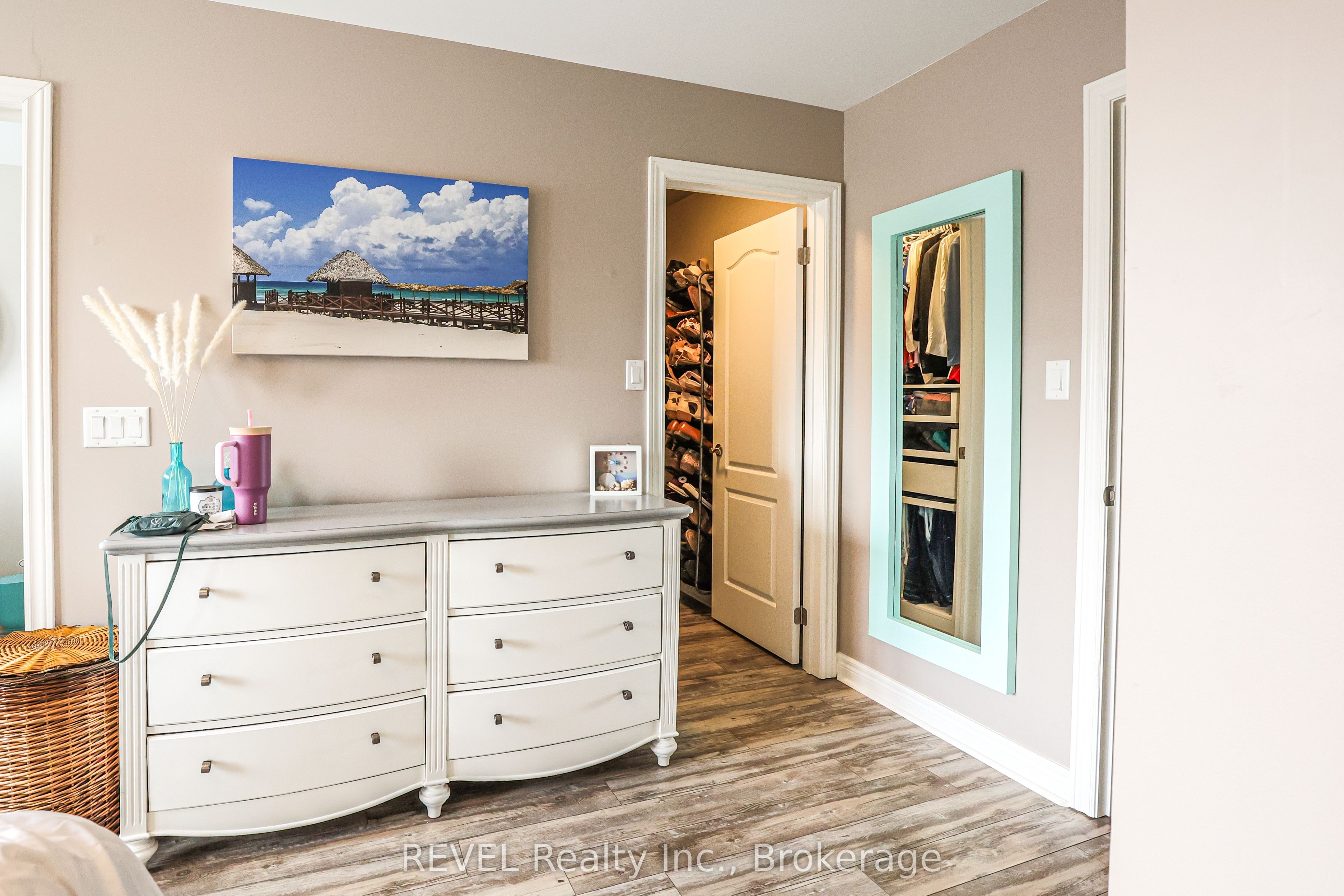 12 Colonel Lyall Street Property Photo 8