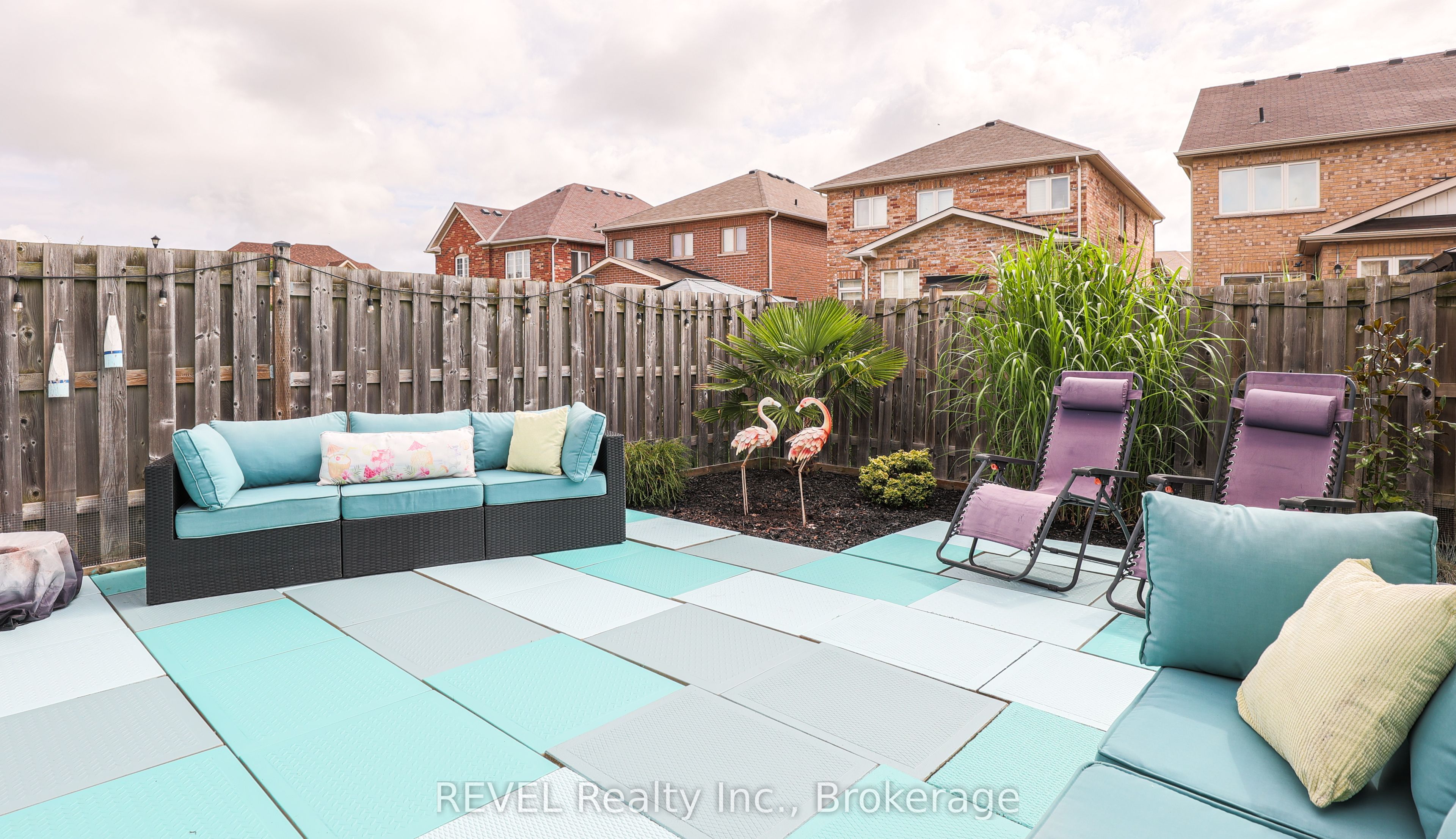 12 Colonel Lyall Street Property Photo 26