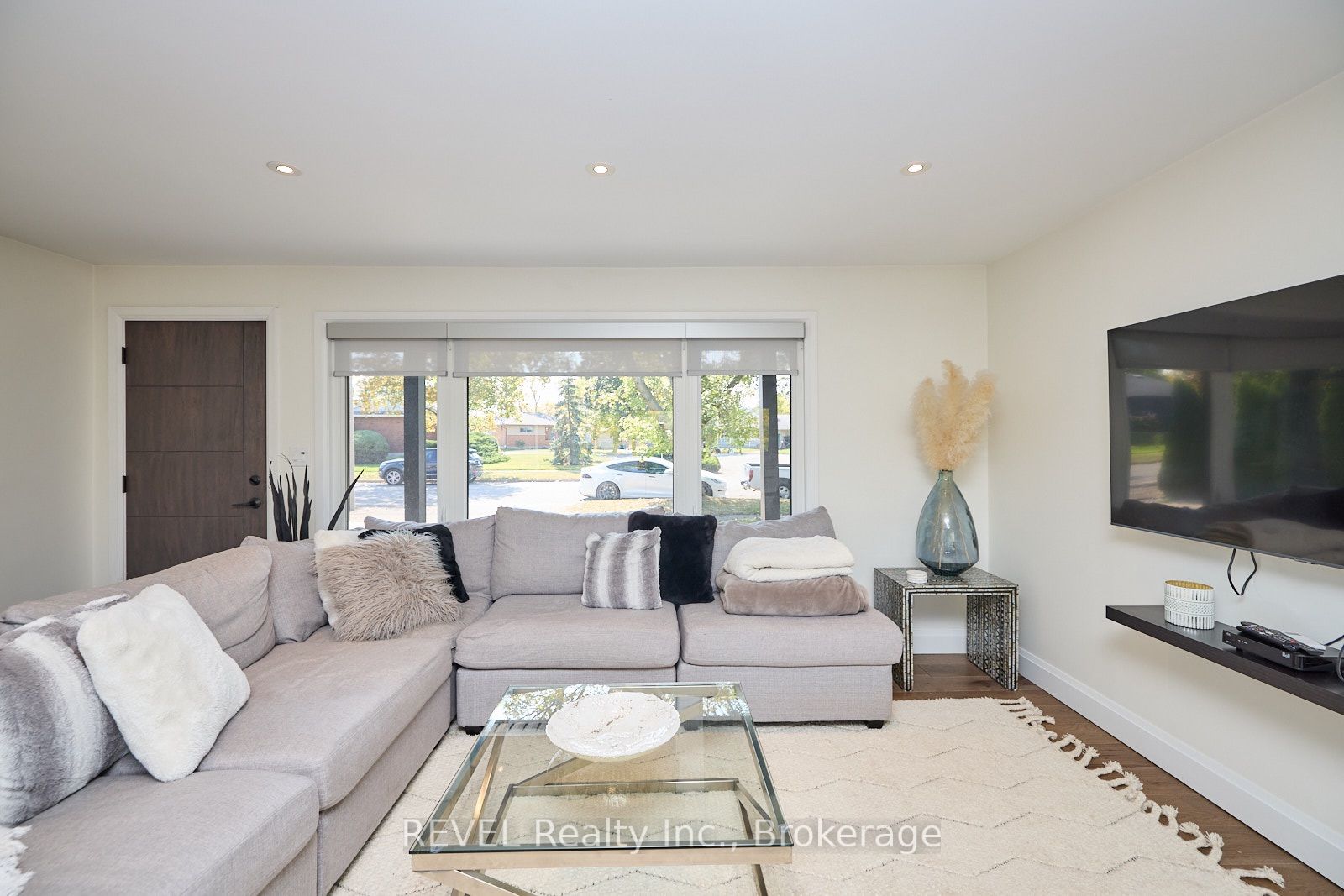 38 Briarsdale Drive Property Photo 8