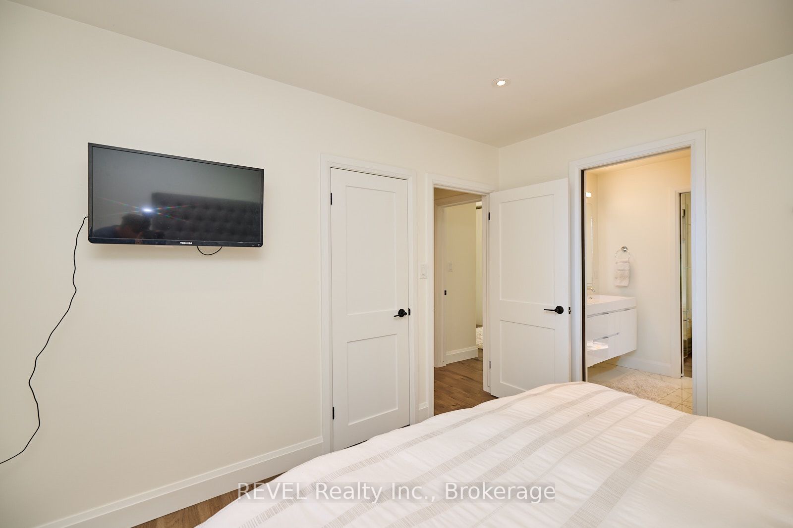 38 Briarsdale Drive Property Photo 16
