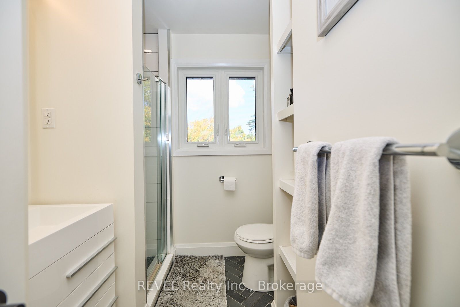 38 Briarsdale Drive Property Photo 20