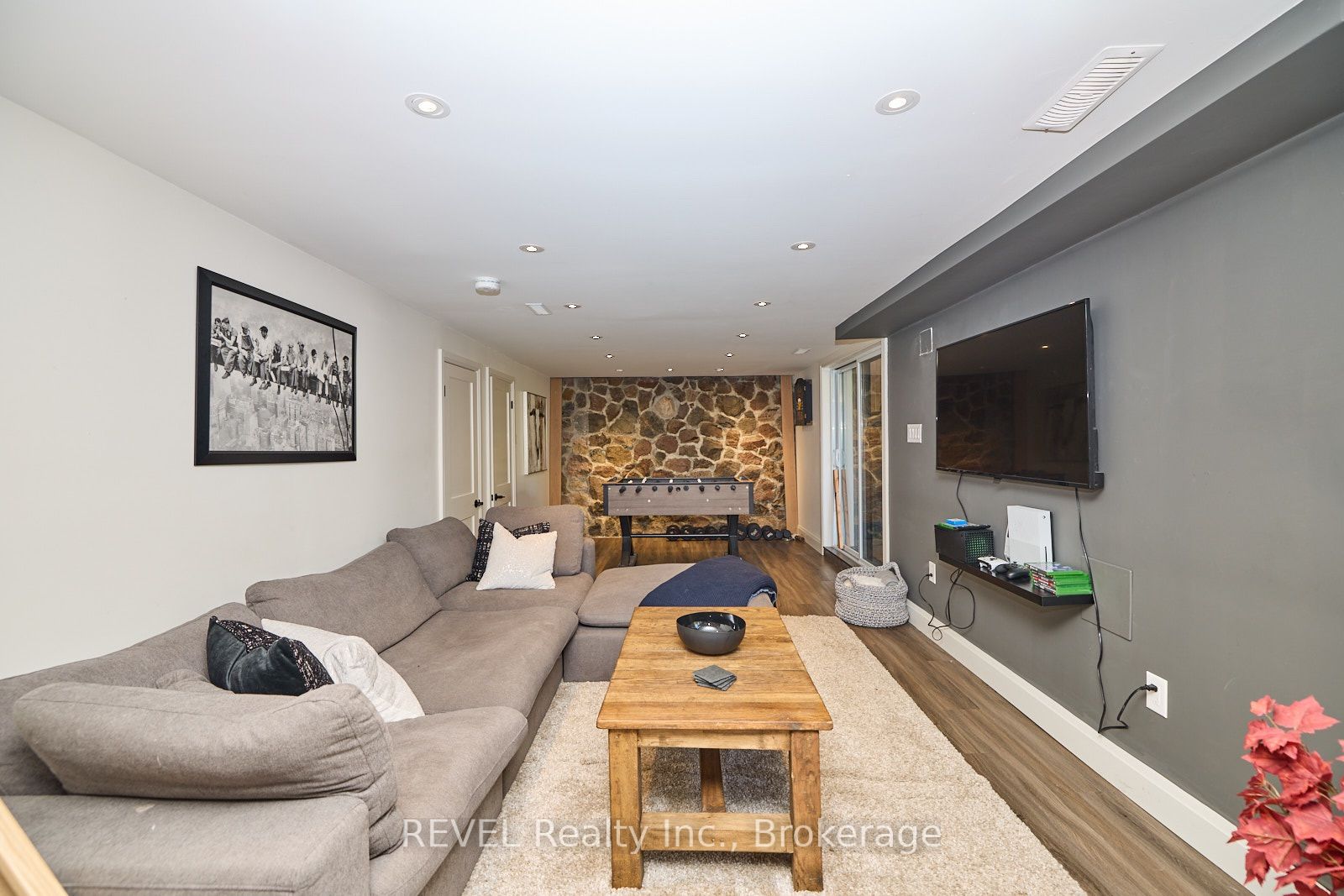 38 Briarsdale Drive Property Photo 22