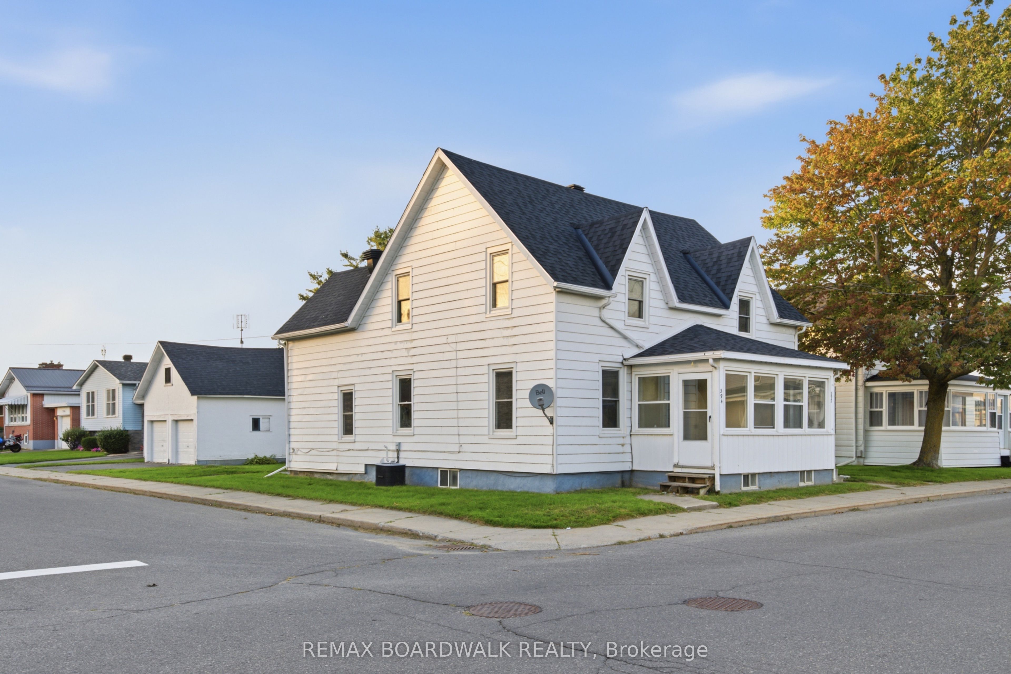 390-394 Hyde Street Property Photo 1