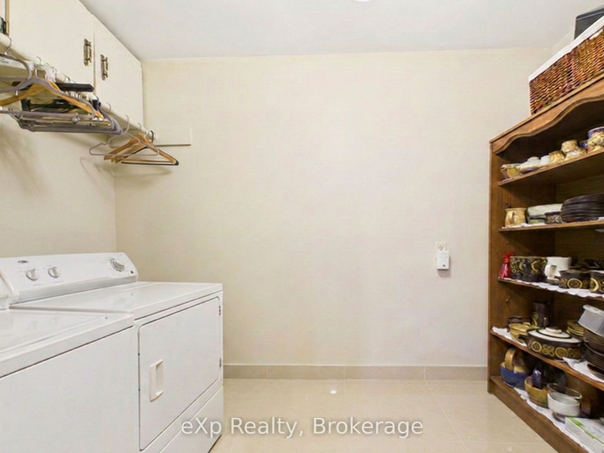 95 10th Street S Property Photo 11