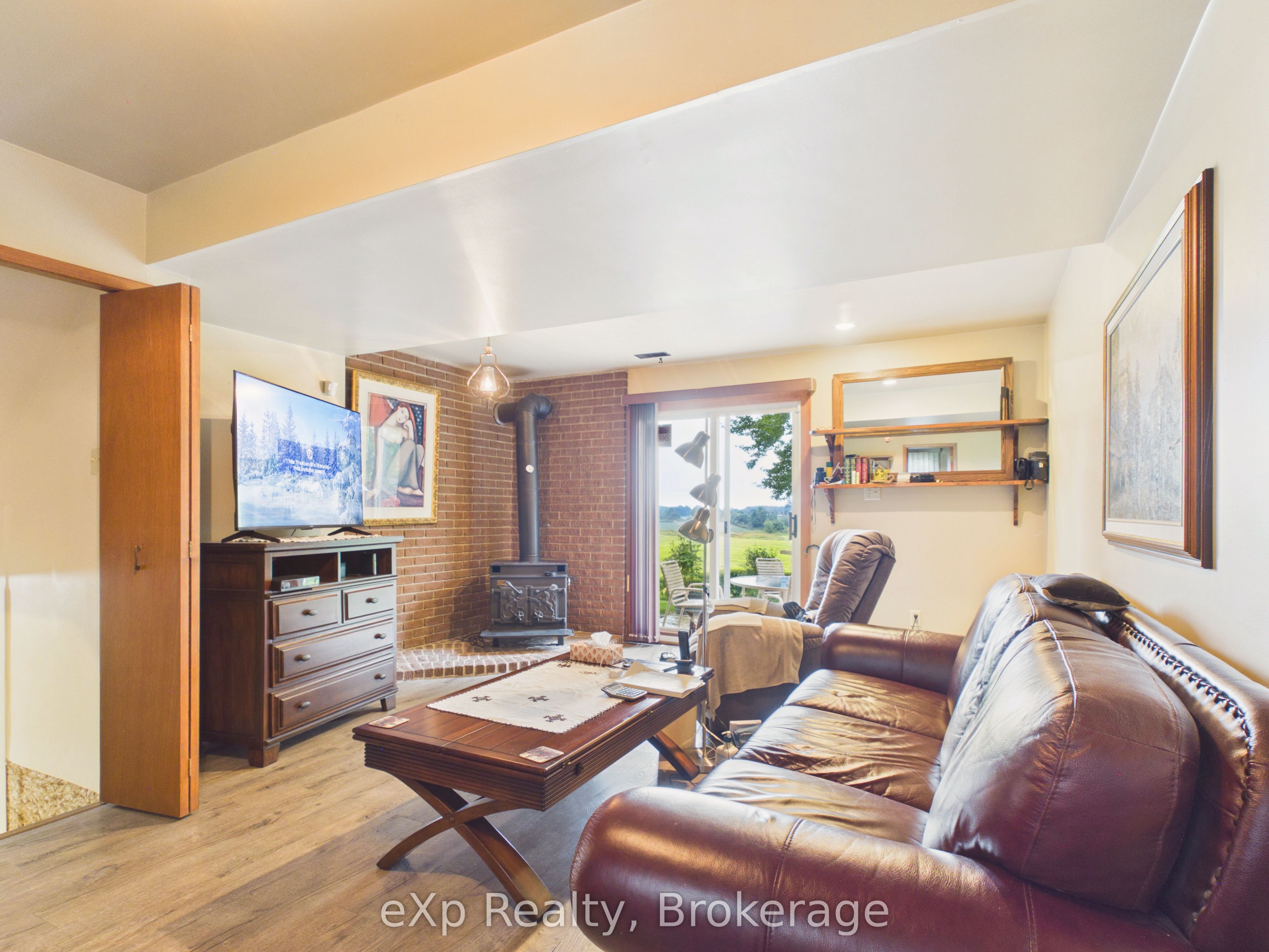 95 10th Street S Property Photo 17