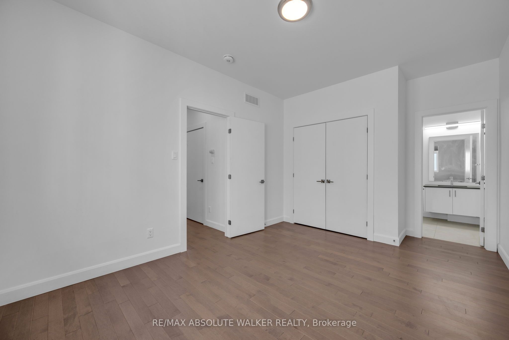 10 Chapleau Avenue A Property Photo 23