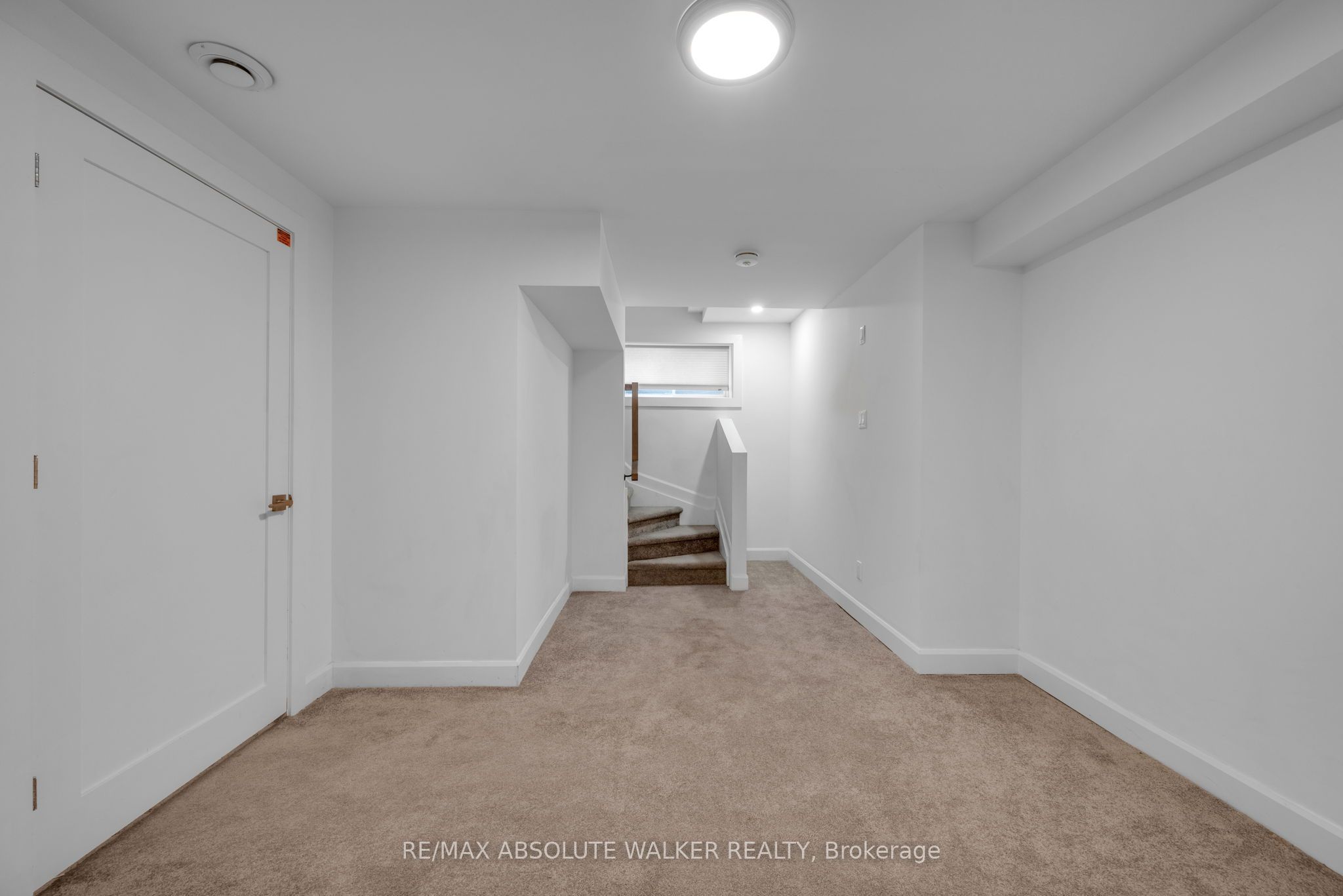 10 Chapleau Avenue A Property Photo 35