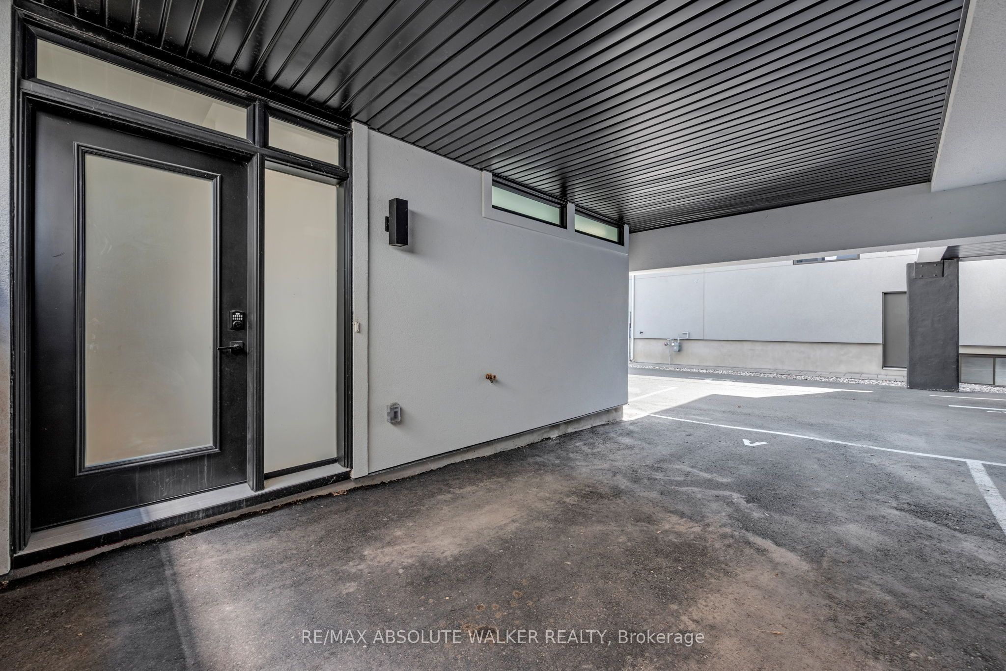 10 Chapleau Avenue A Property Photo 36