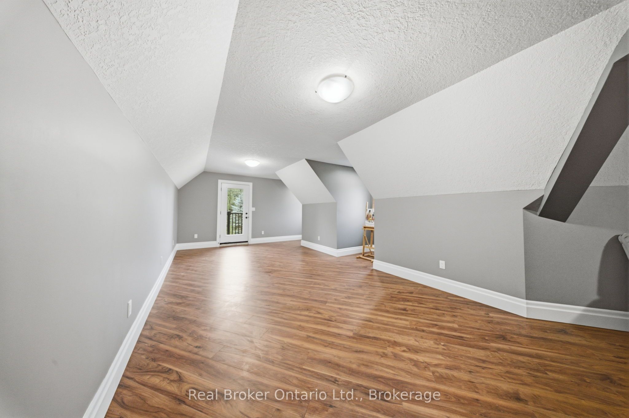 7399 Wellington 10 Road Property Photo 32