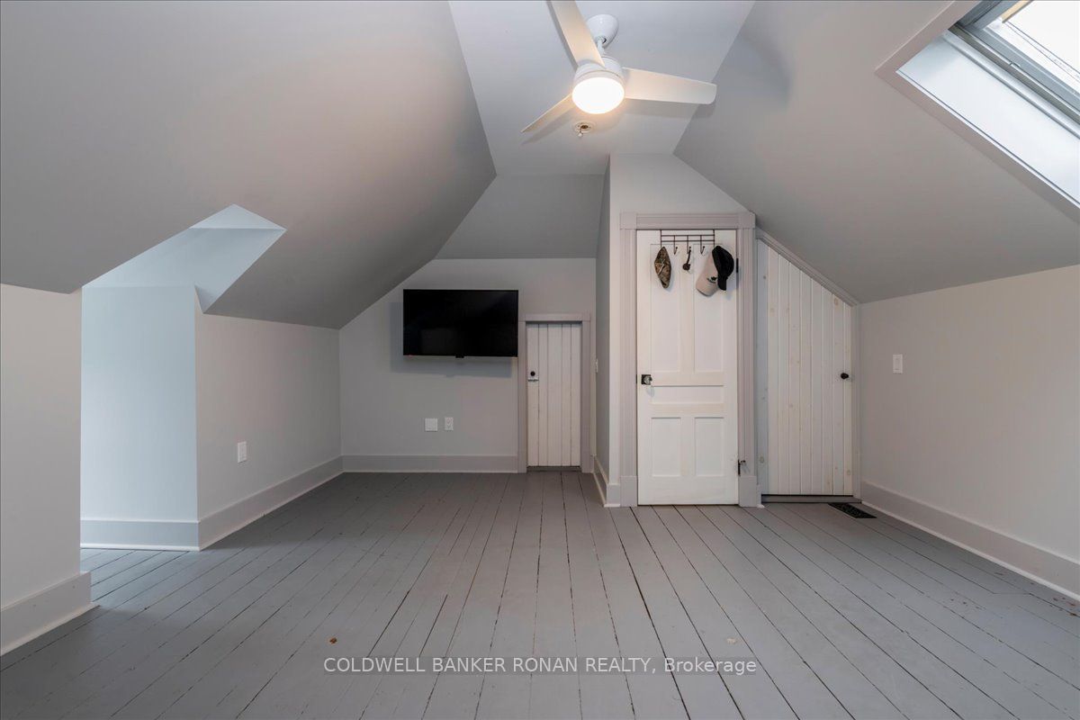 715465 1st Line Ehs Property Photo 17