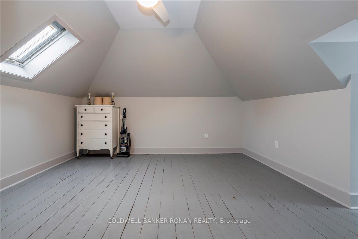 715465 1st Line Ehs Property Photo 18