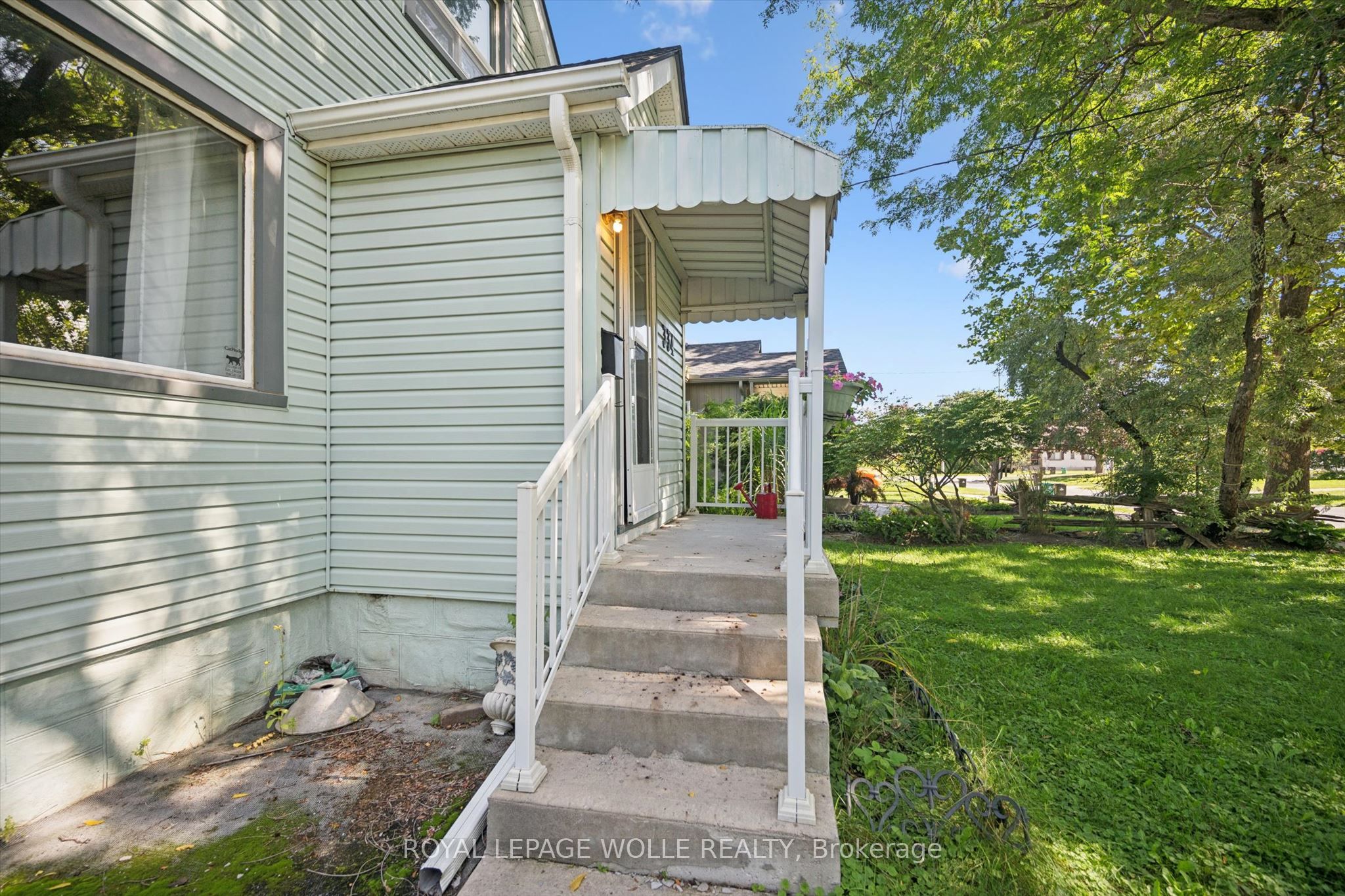 334 Blucher Boulevard Property Photo 4