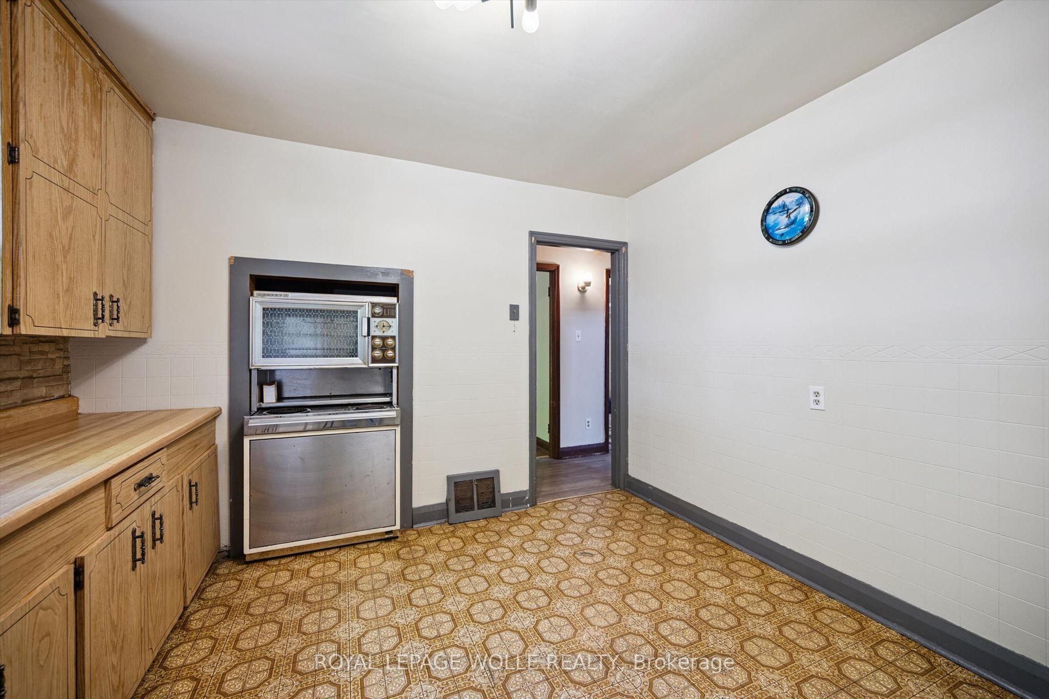 334 Blucher Boulevard Property Photo 12