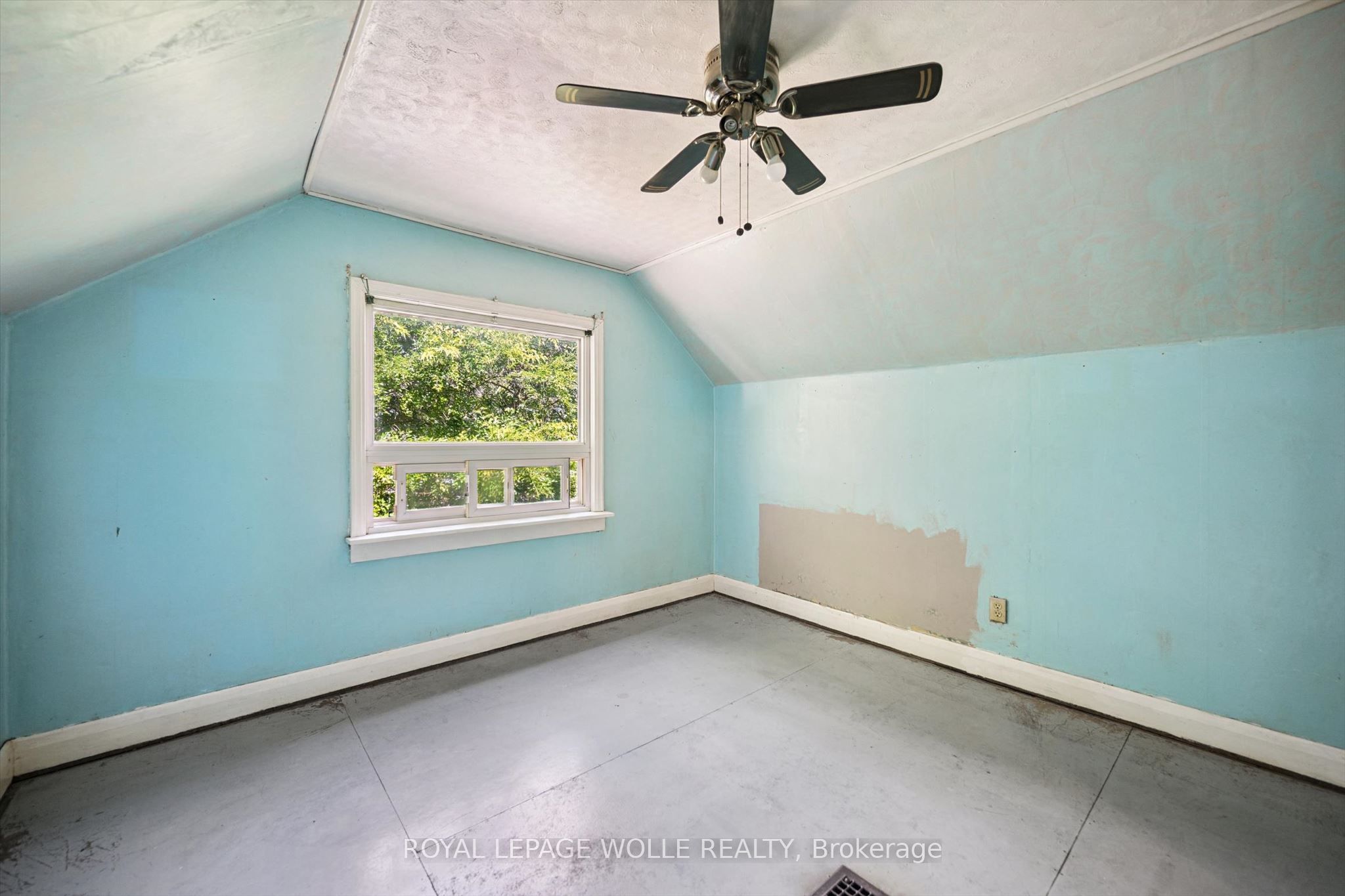 334 Blucher Boulevard Property Photo 17