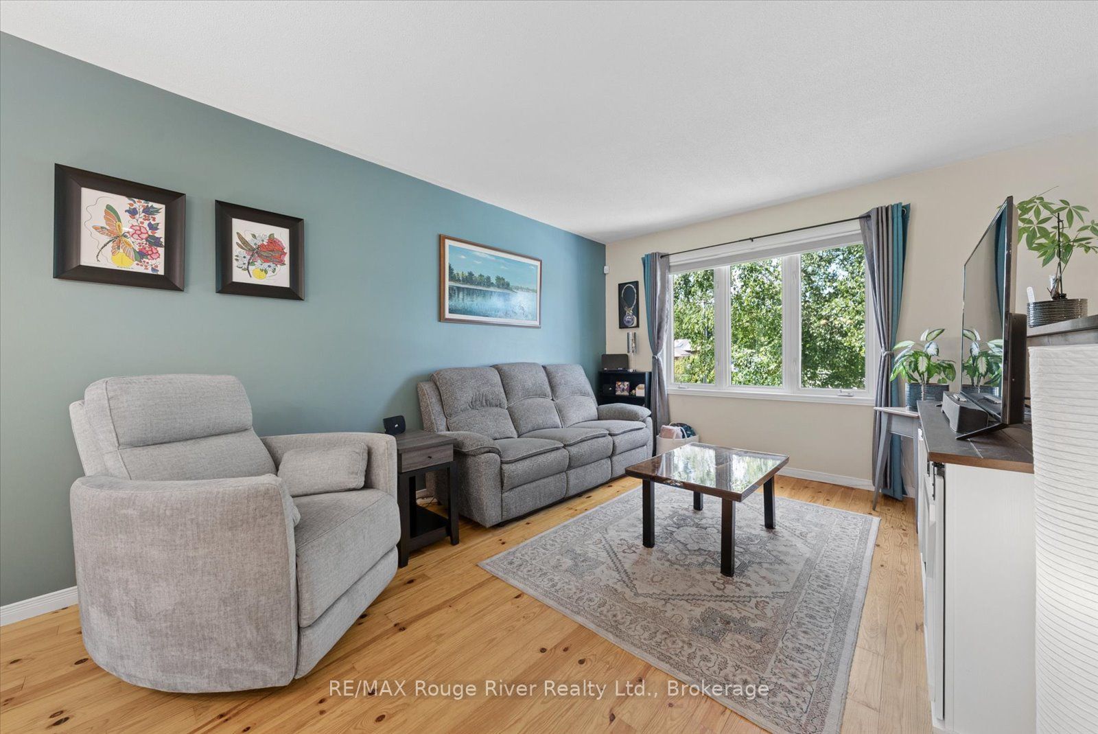 32 South Maloney Street Property Photo 5
