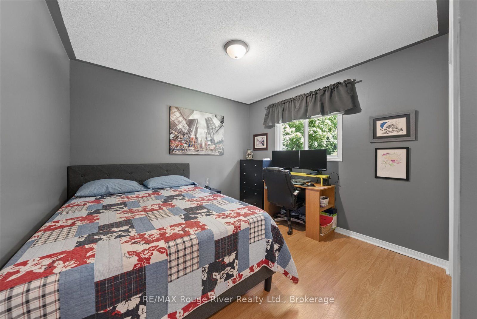 32 South Maloney Street Property Photo 14