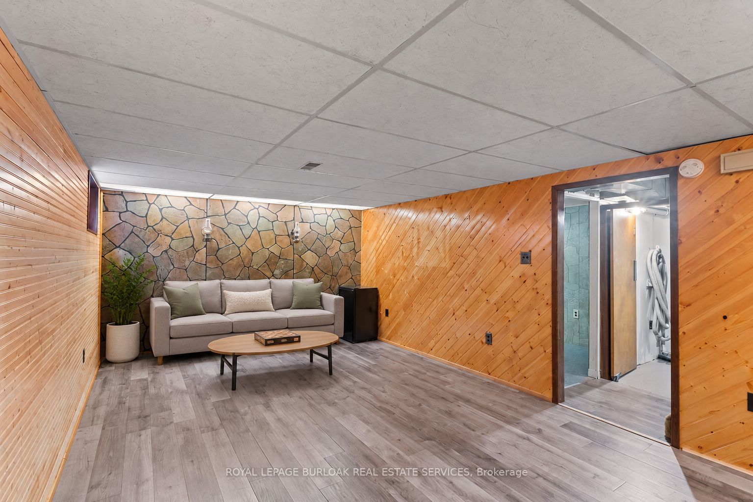 151 Gateshead Crescent 43 Property Photo 18
