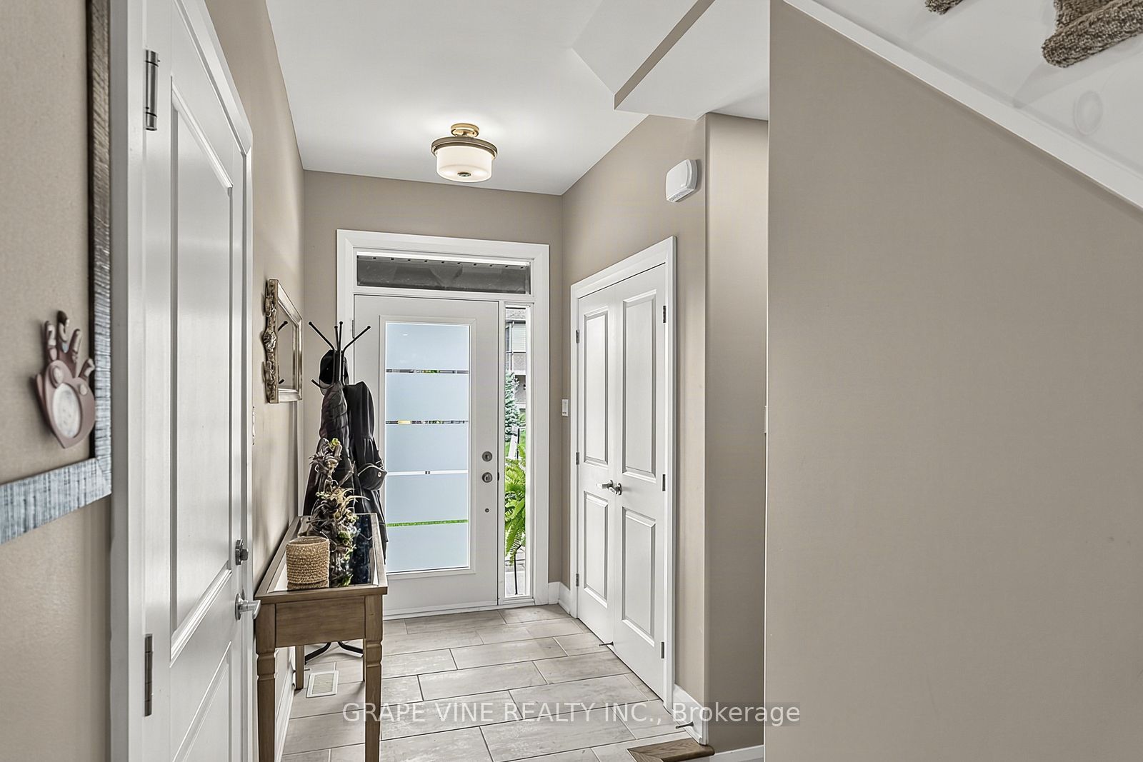 96 Porter Street Property Photo 3