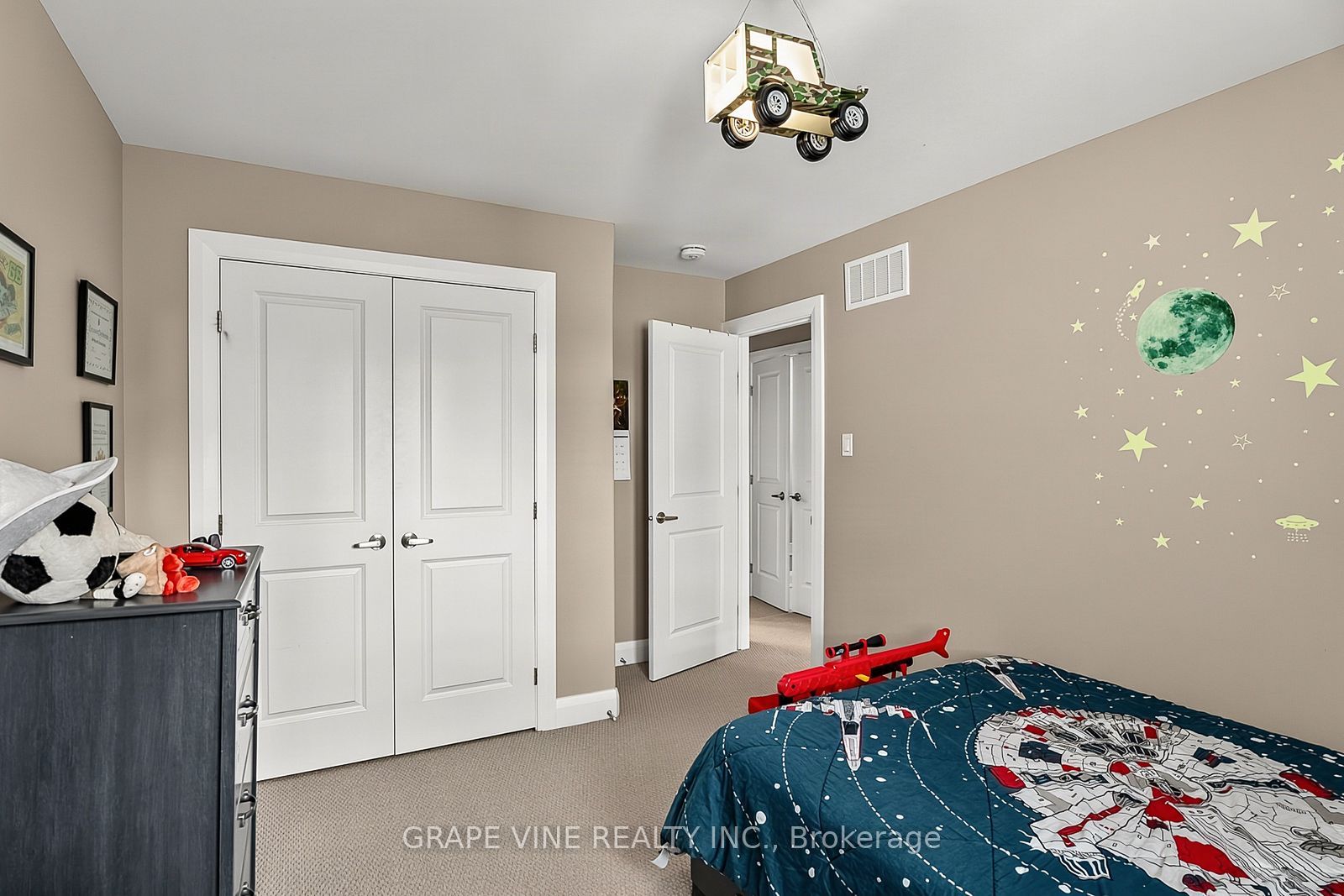 96 Porter Street Property Photo 28