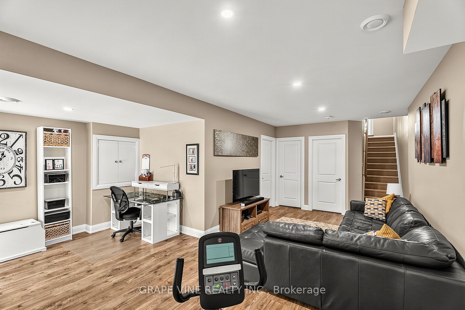 96 Porter Street Property Photo 36