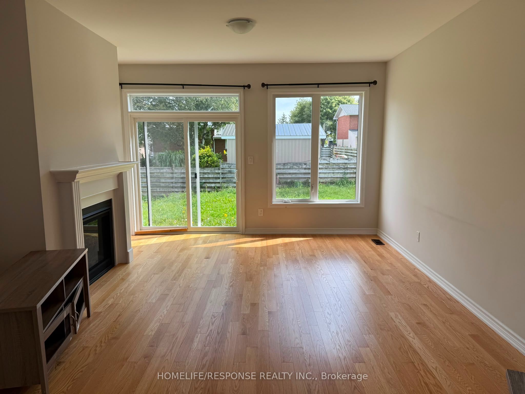 111 Stonebrook Way Property Photo 4