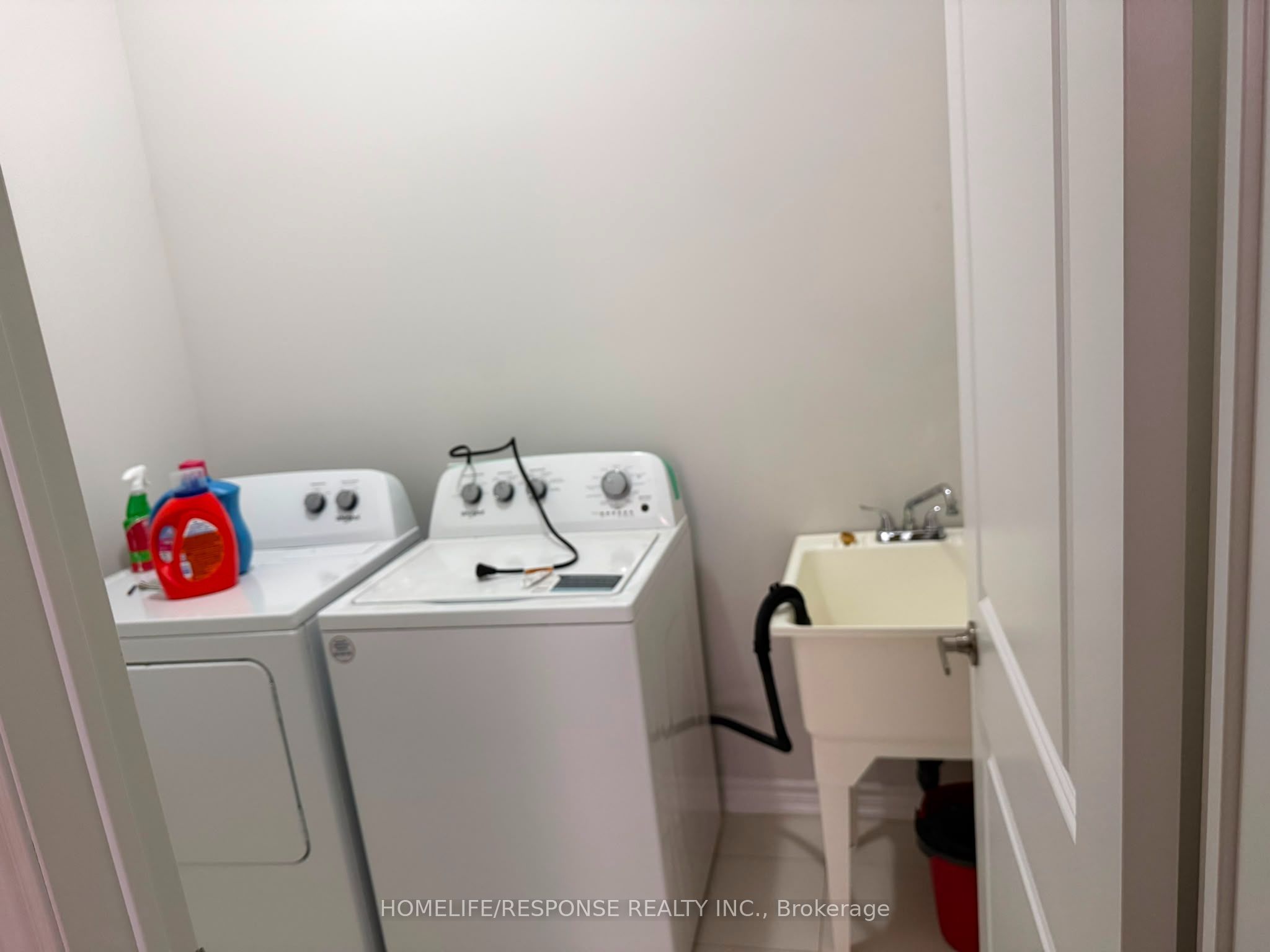 111 Stonebrook Way Property Photo 22