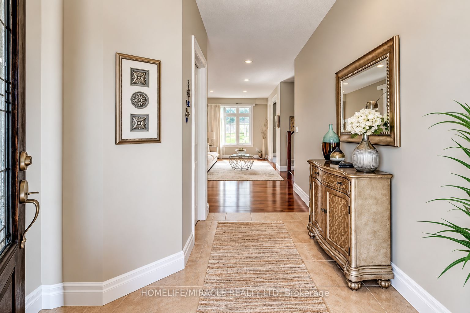 1285 Whetherfield Street Property Photo 4
