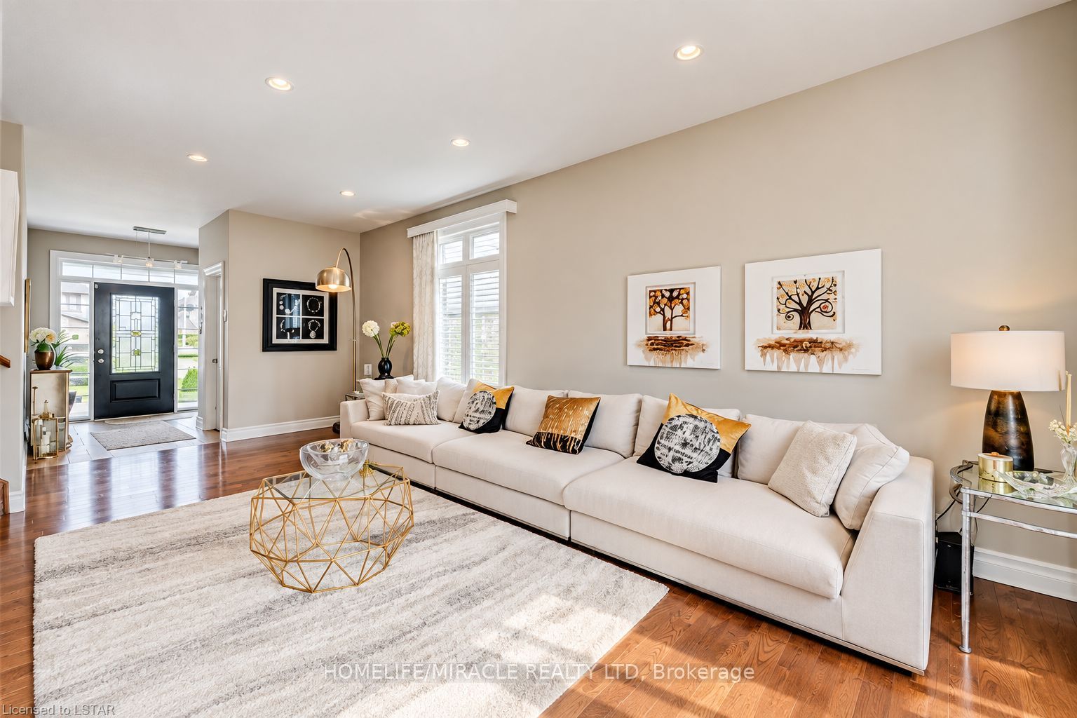 1285 Whetherfield Street Property Photo 8