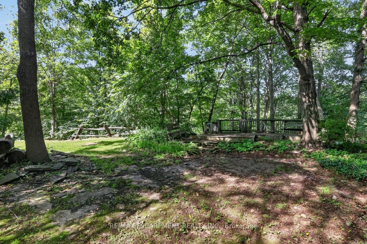 102 Ridge Road W Property Photo 4