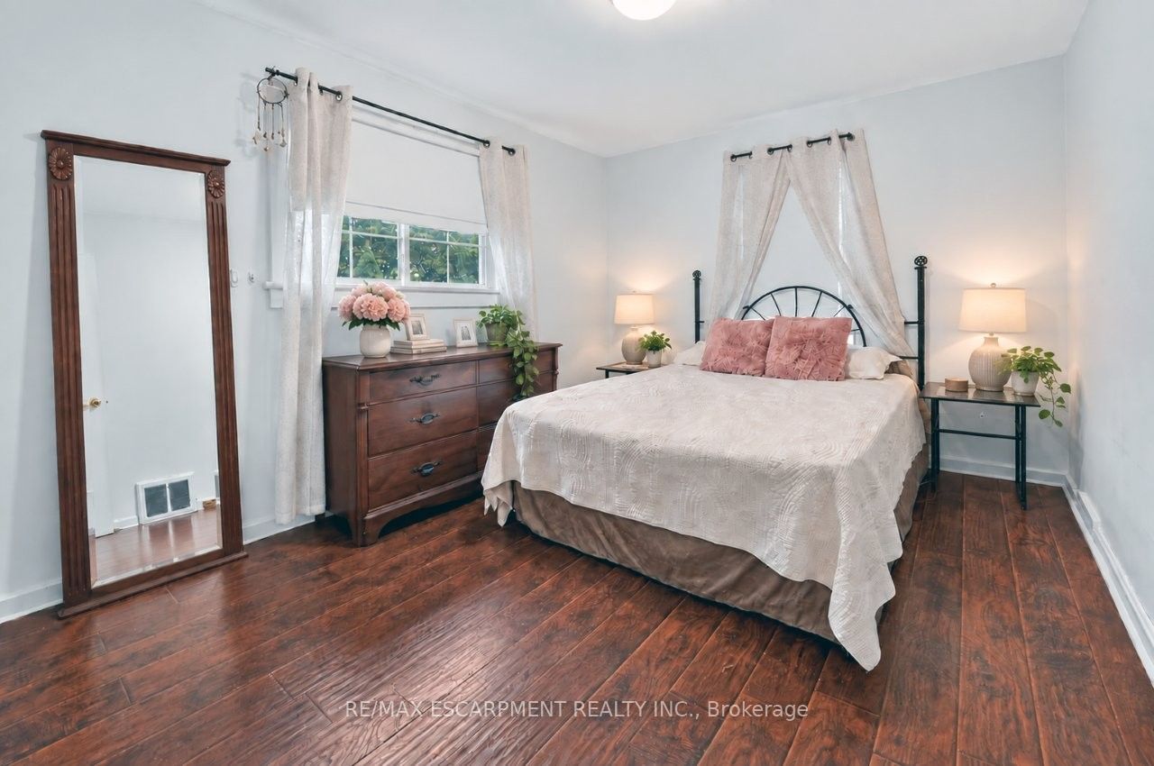 102 Ridge Road W Property Photo 21