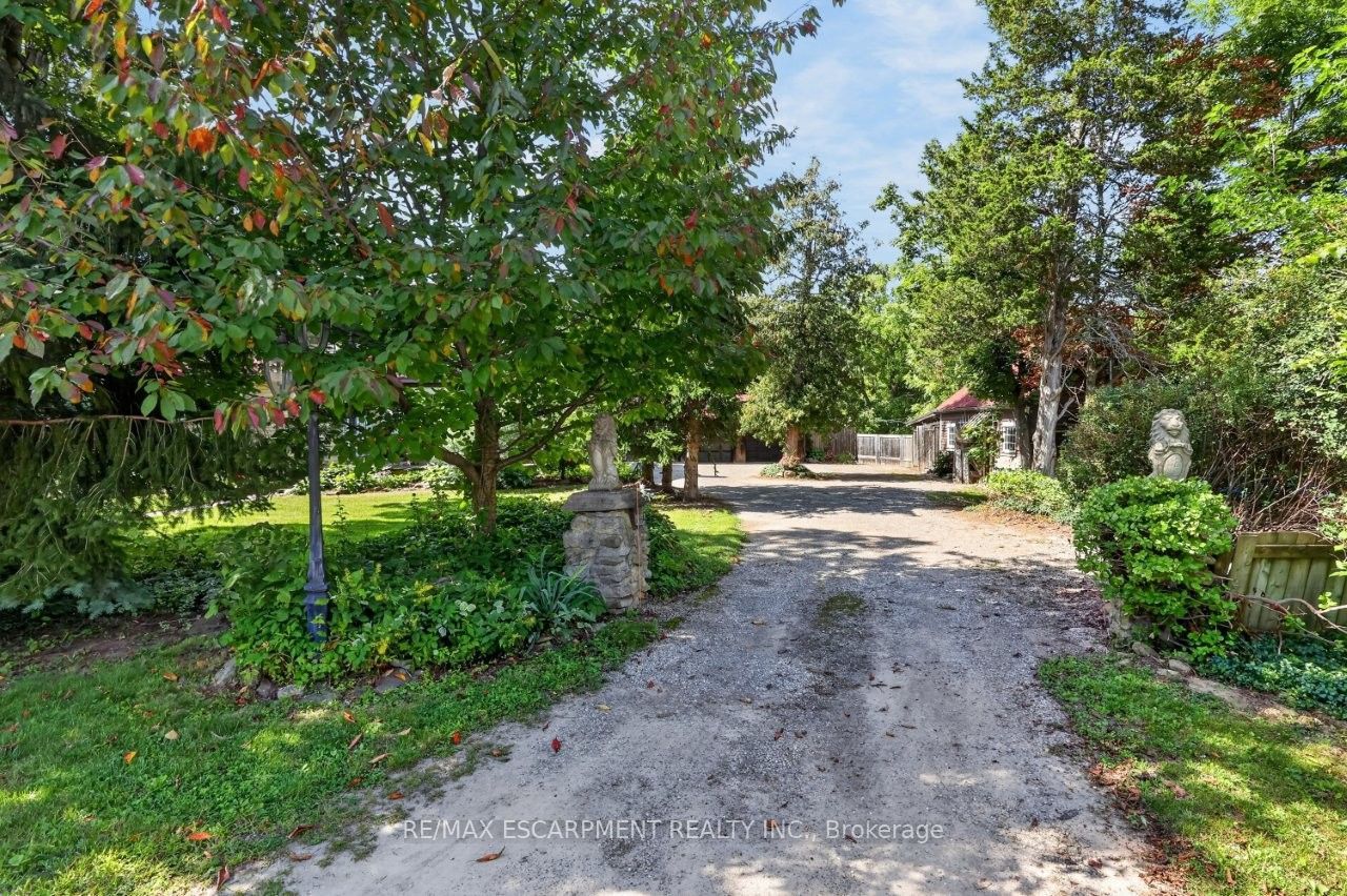 102 Ridge Road W Property Photo 32