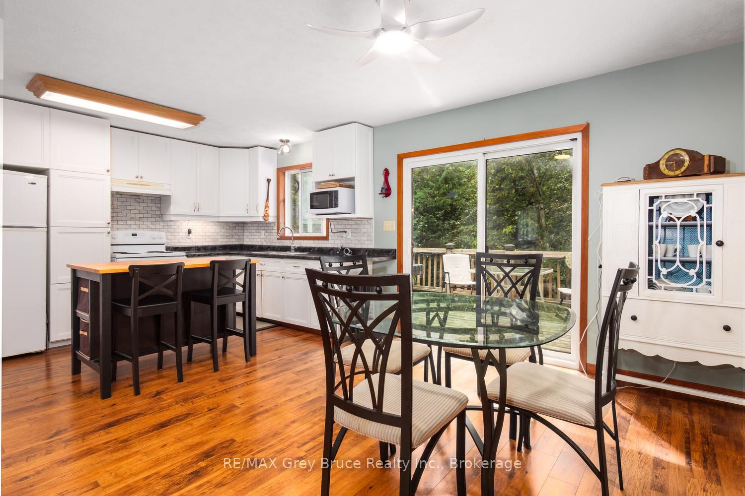 27 Woodstock Avenue Property Photo 18